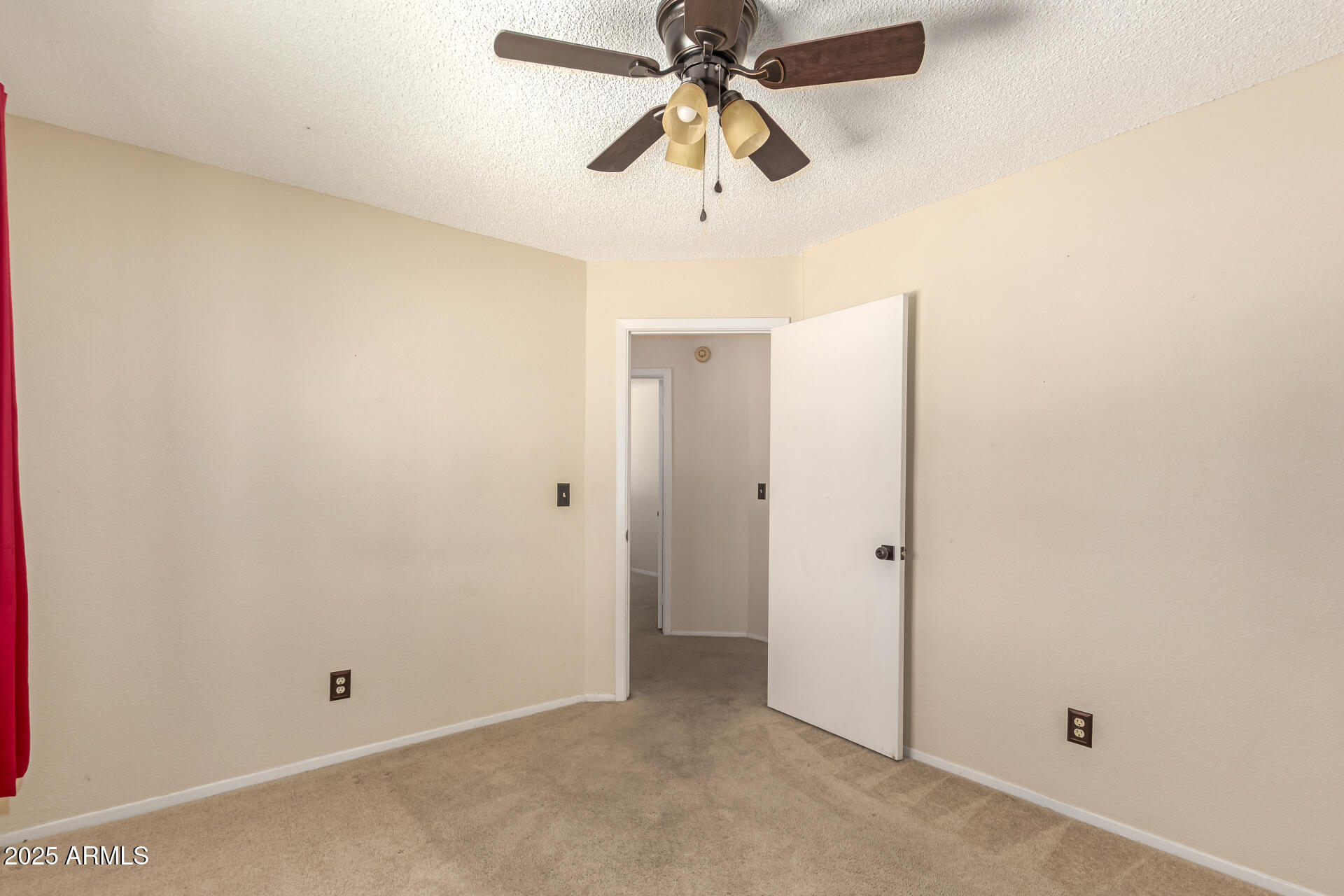 1211 W HIGHLAND Street