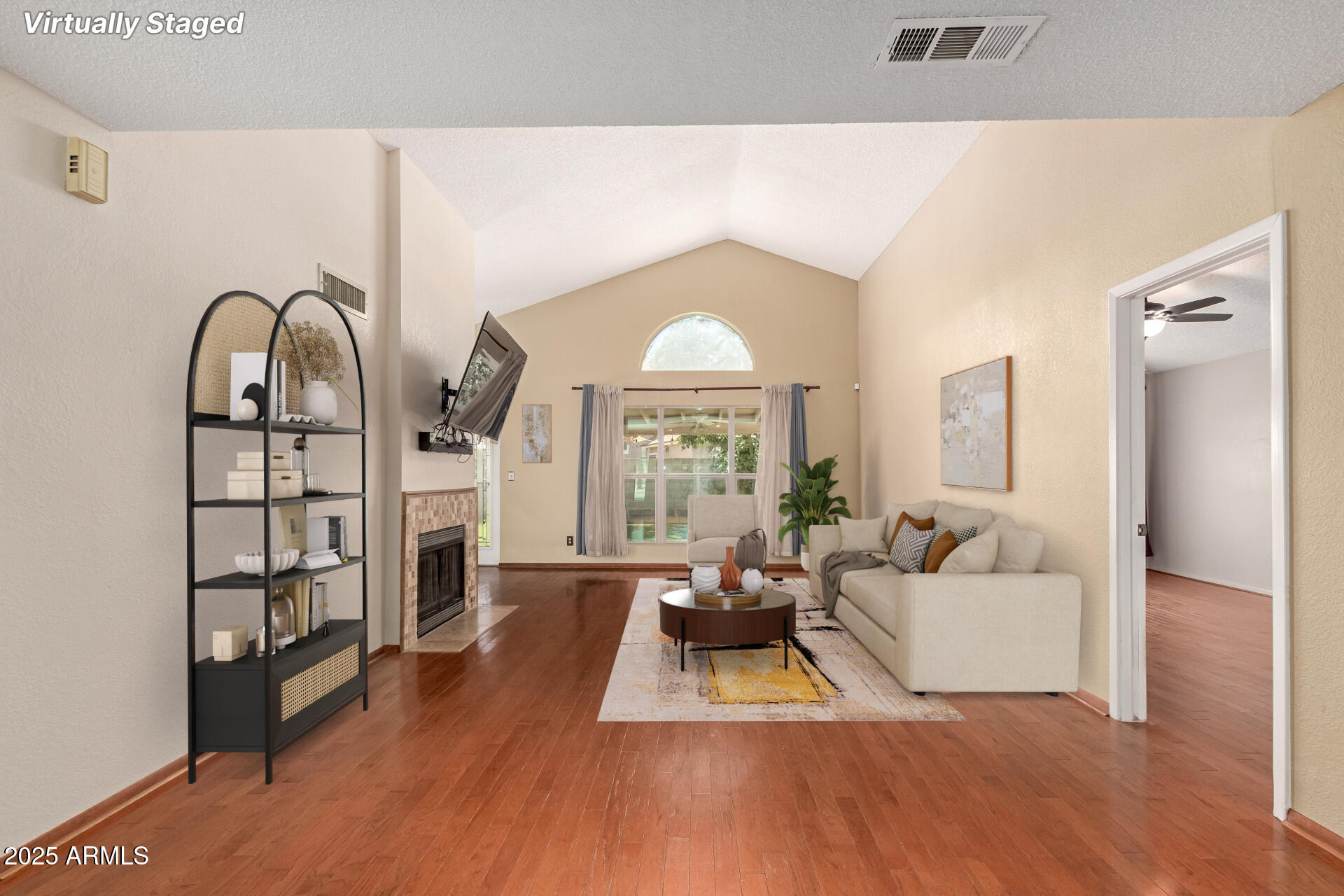 1211 W HIGHLAND Street