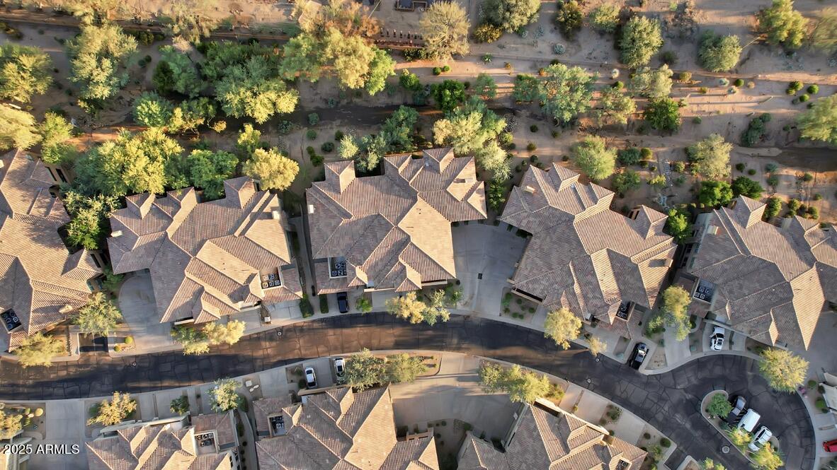 19700 N 76th Street, 2072