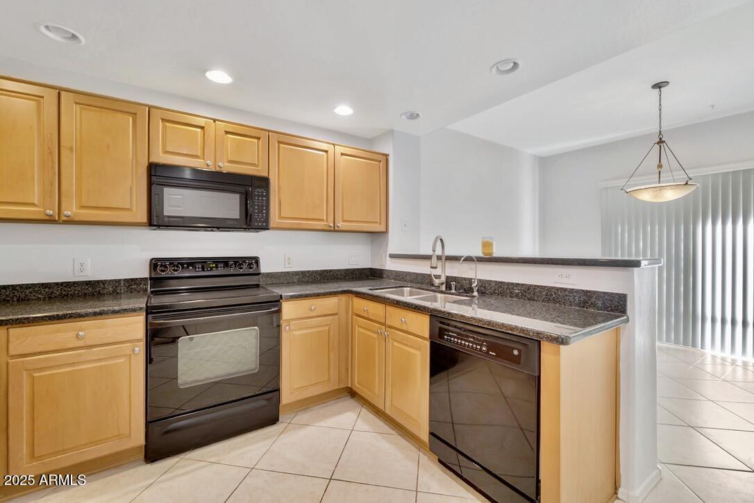 19700 N 76th Street, 2072