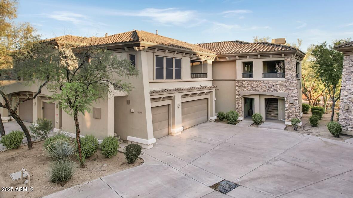 19700 N 76th Street, 2072