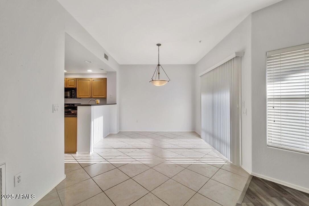 19700 N 76th Street, 2072