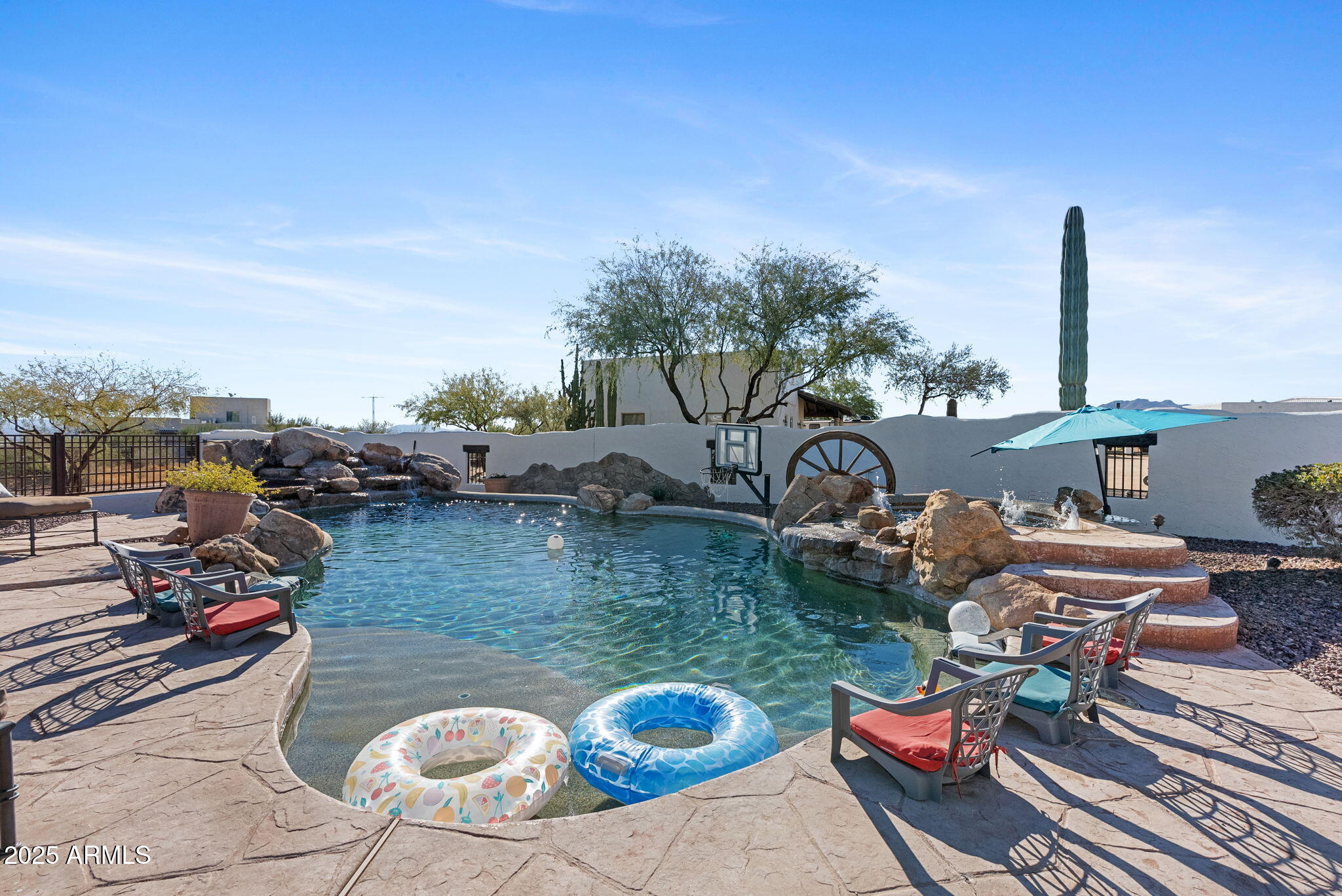 14537 E Windstone