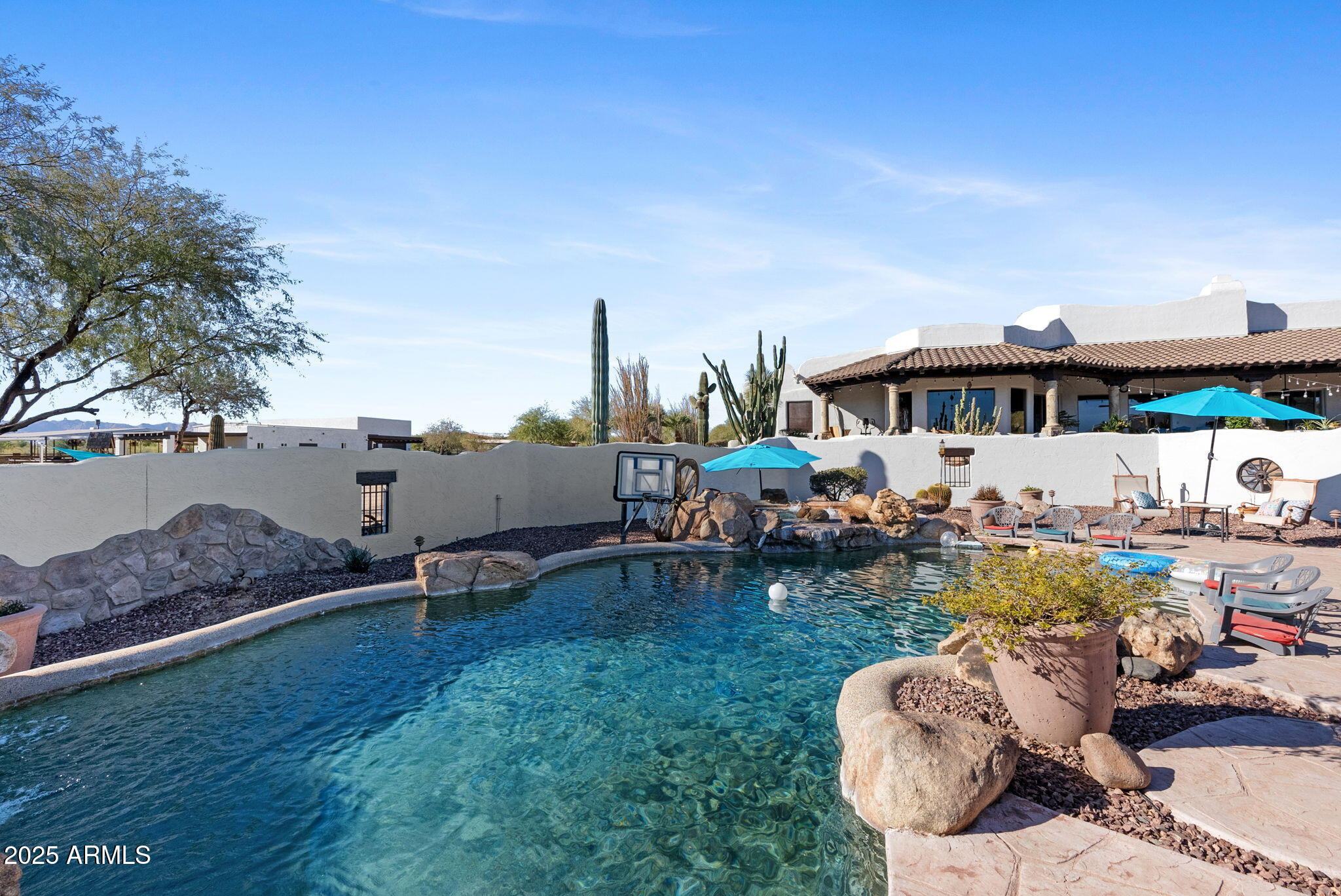 14537 E Windstone