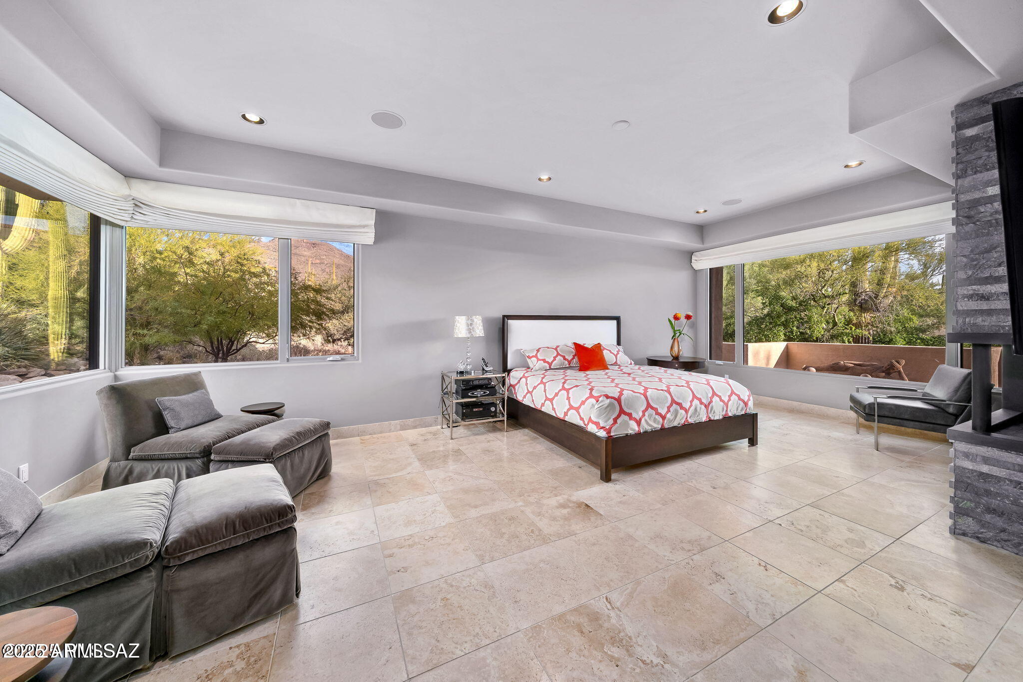 1583 E SANCTUARY COVE Way