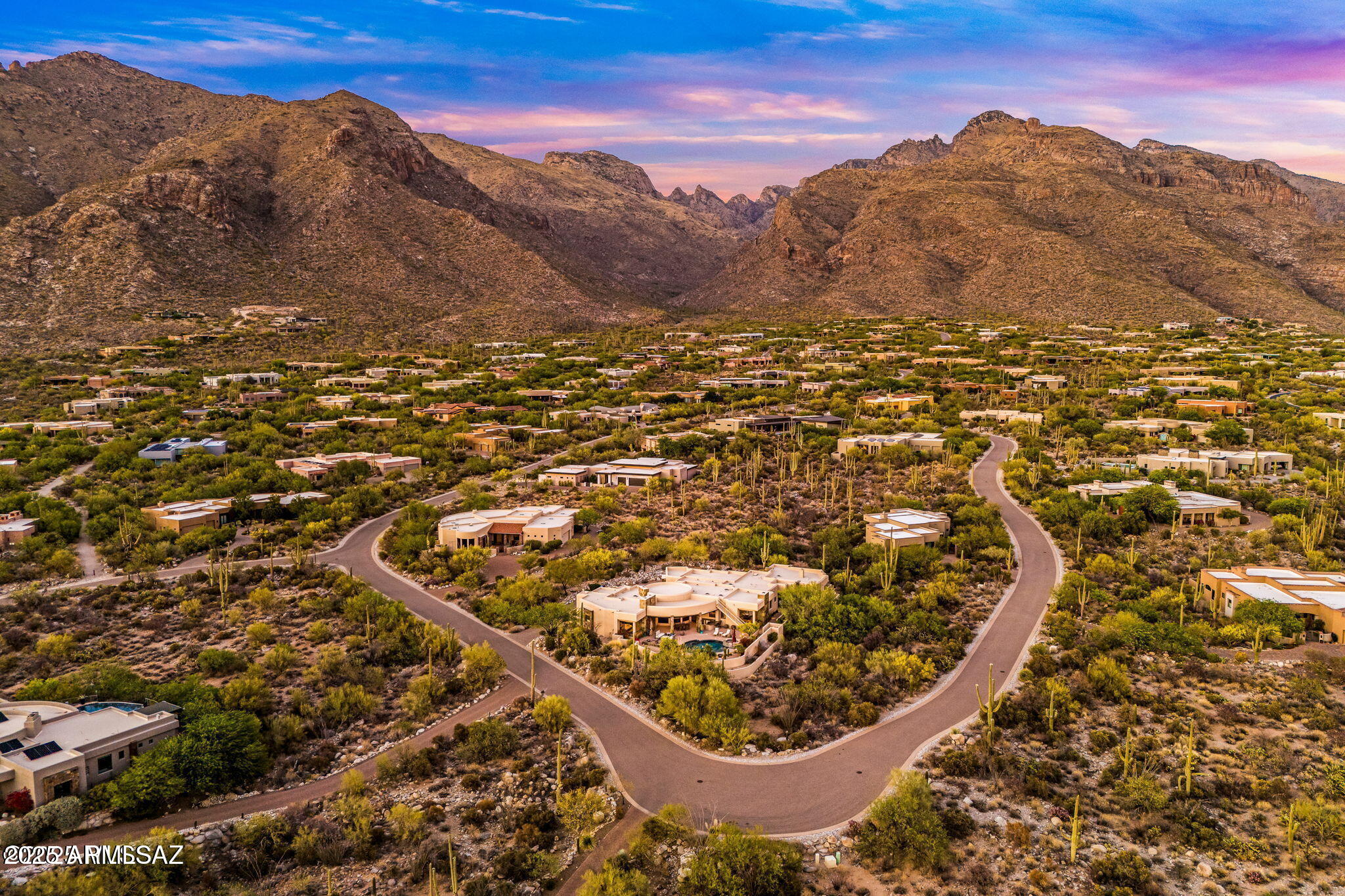 1583 E SANCTUARY COVE Way