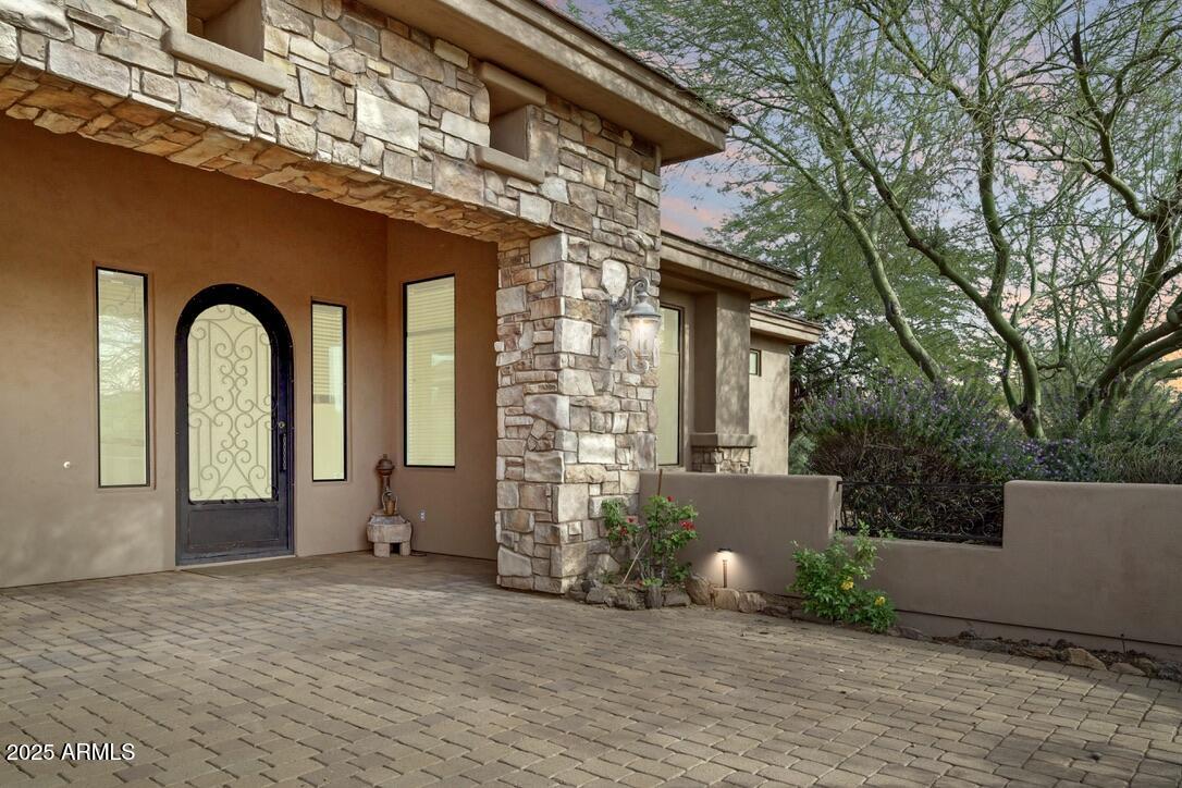 28427 N Rio Mountain Court