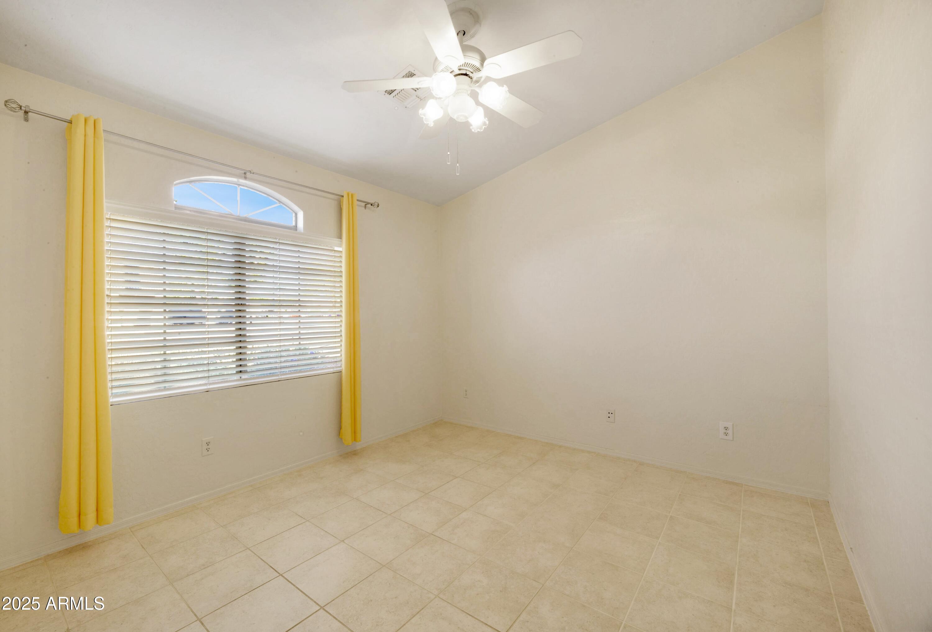 7947 E DES MOINES Street