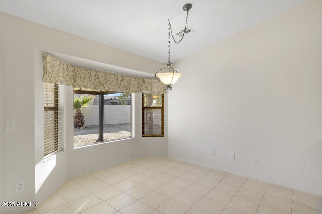 7947 E DES MOINES Street