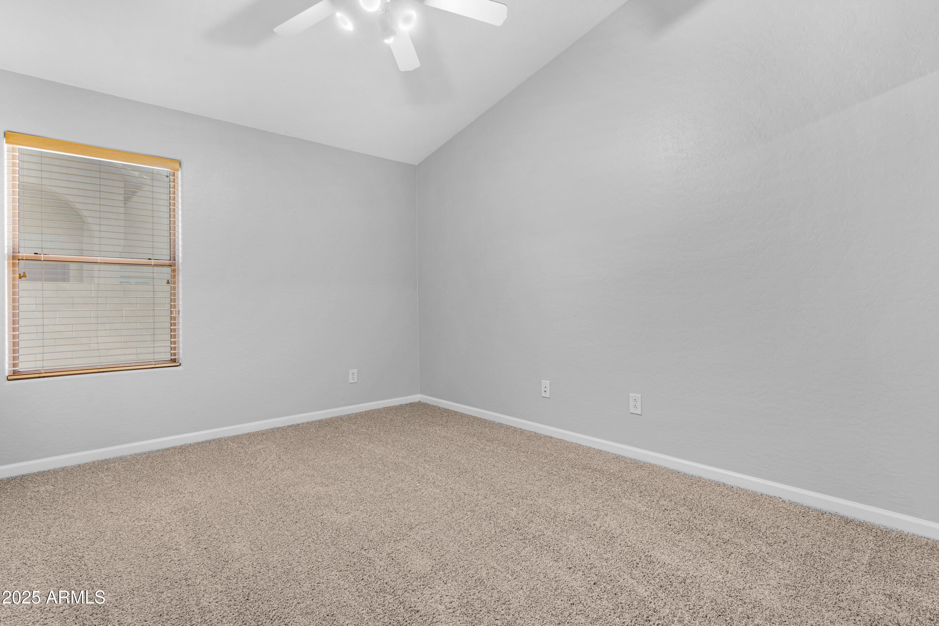 133 E CANYON CREEK Drive