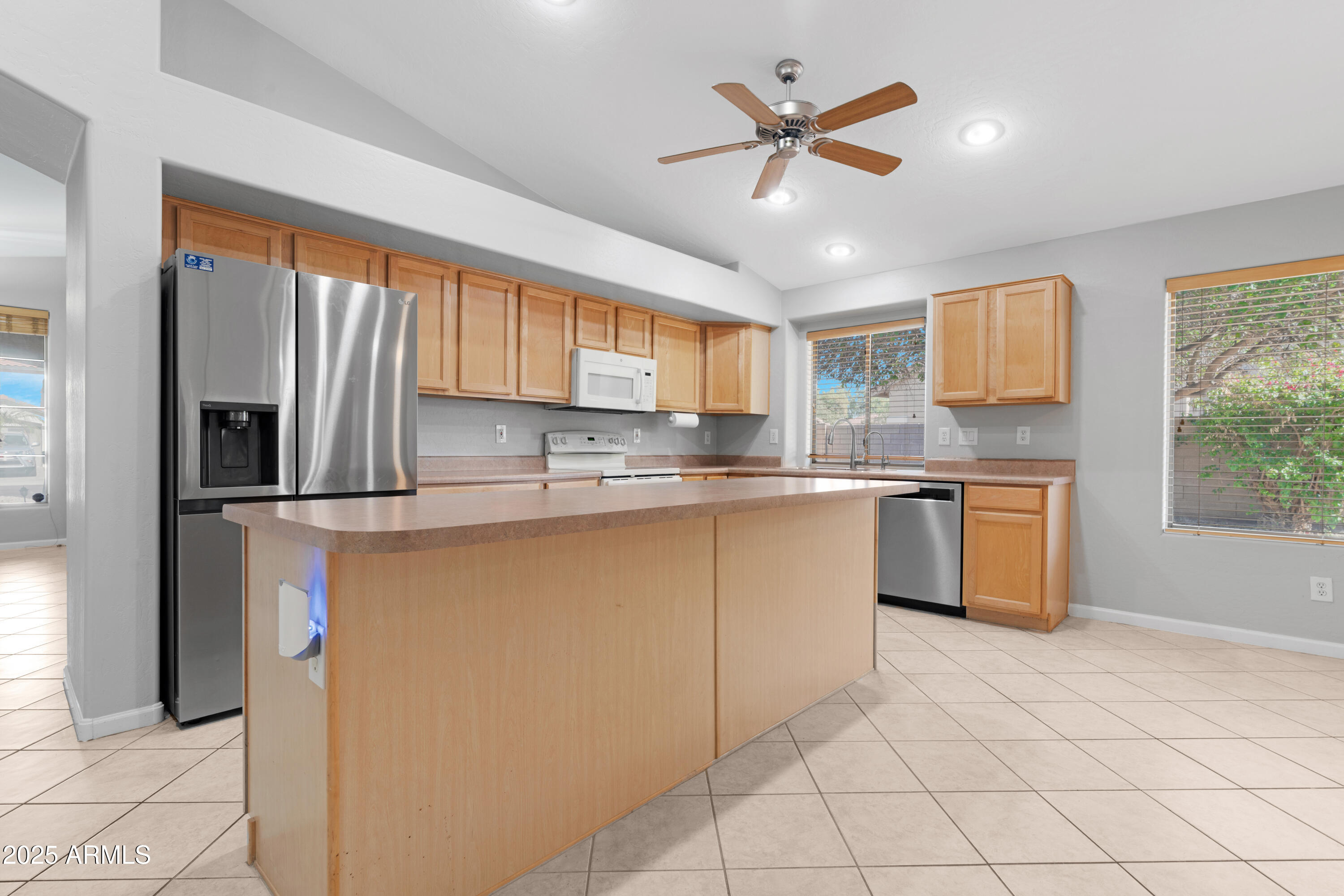 133 E CANYON CREEK Drive