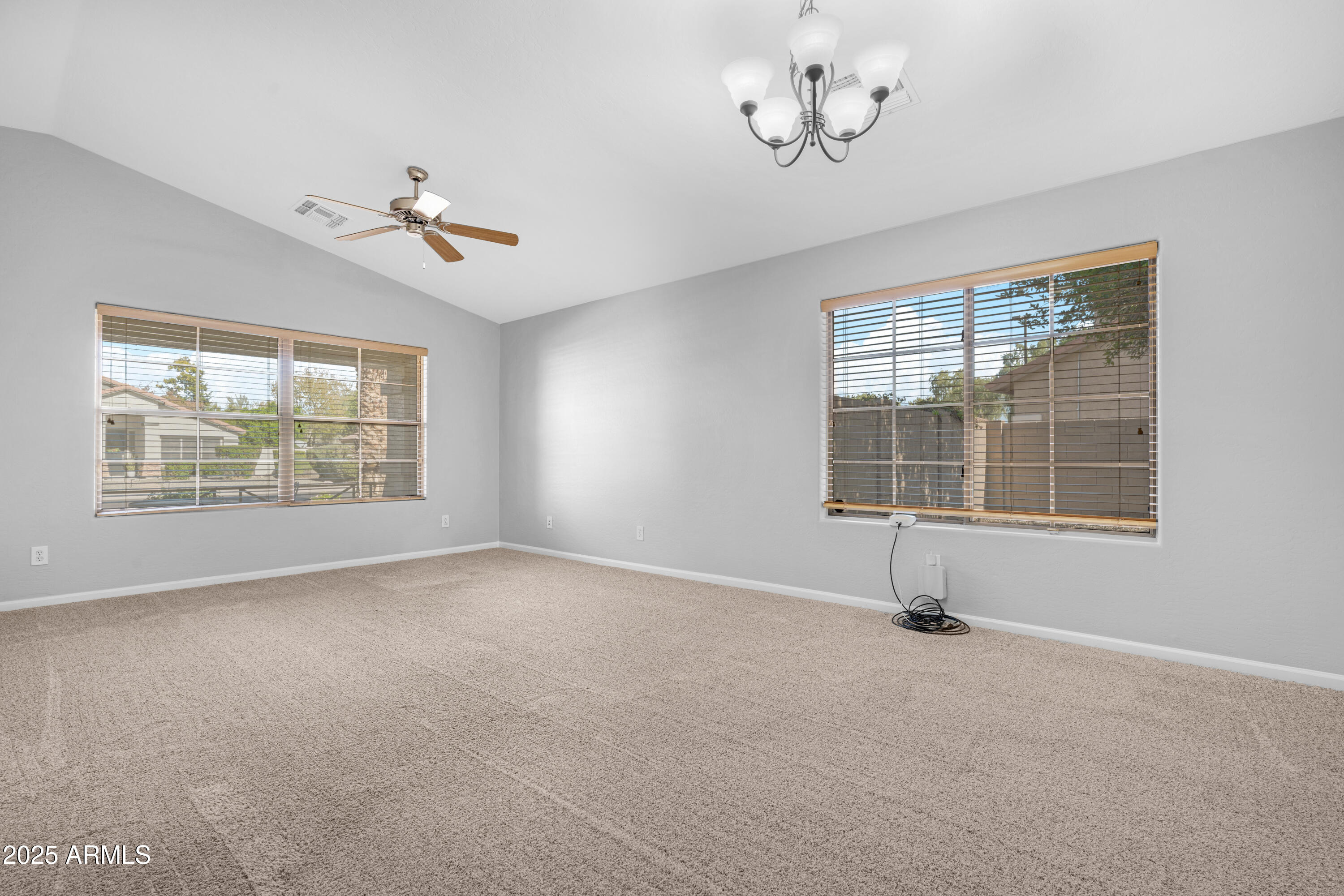 133 E CANYON CREEK Drive