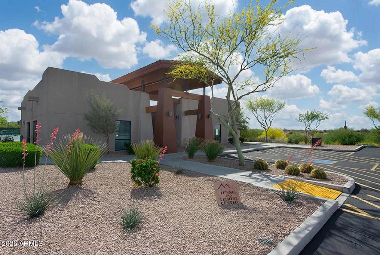 7373 E US HIGHWAY 60 171