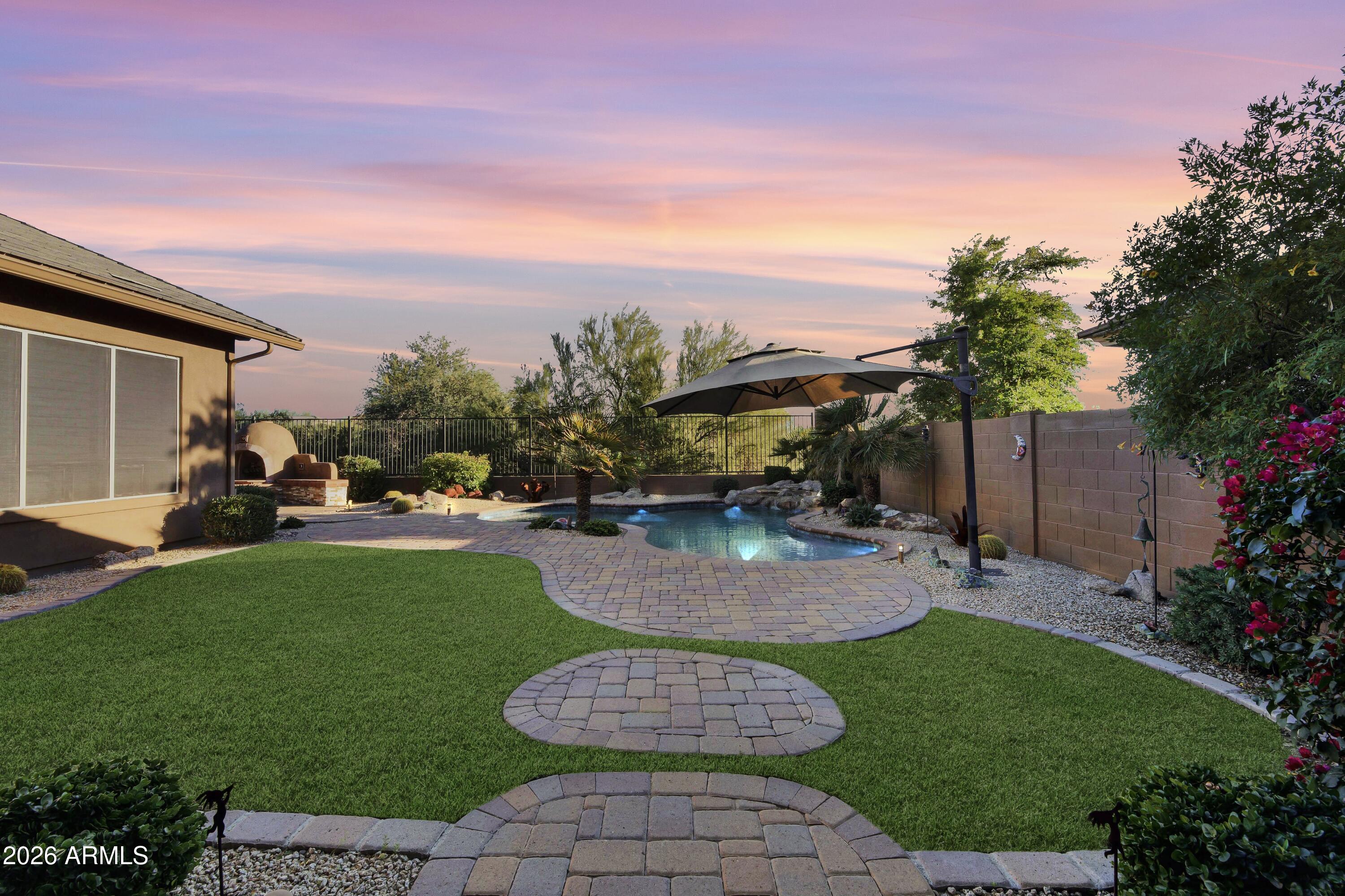 5807 E Sierra Sunset Trail