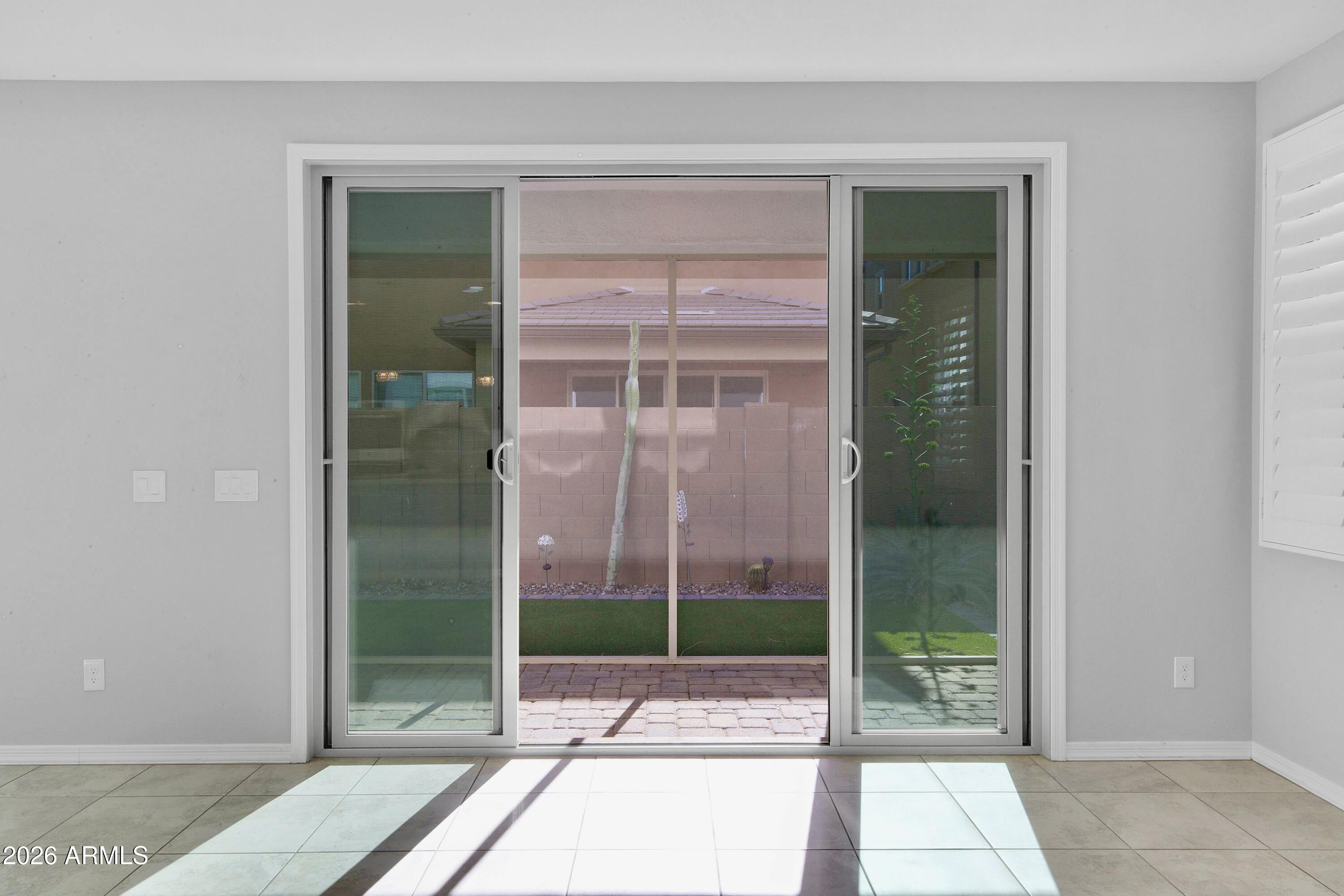 2379 W Whisper Rock Trail