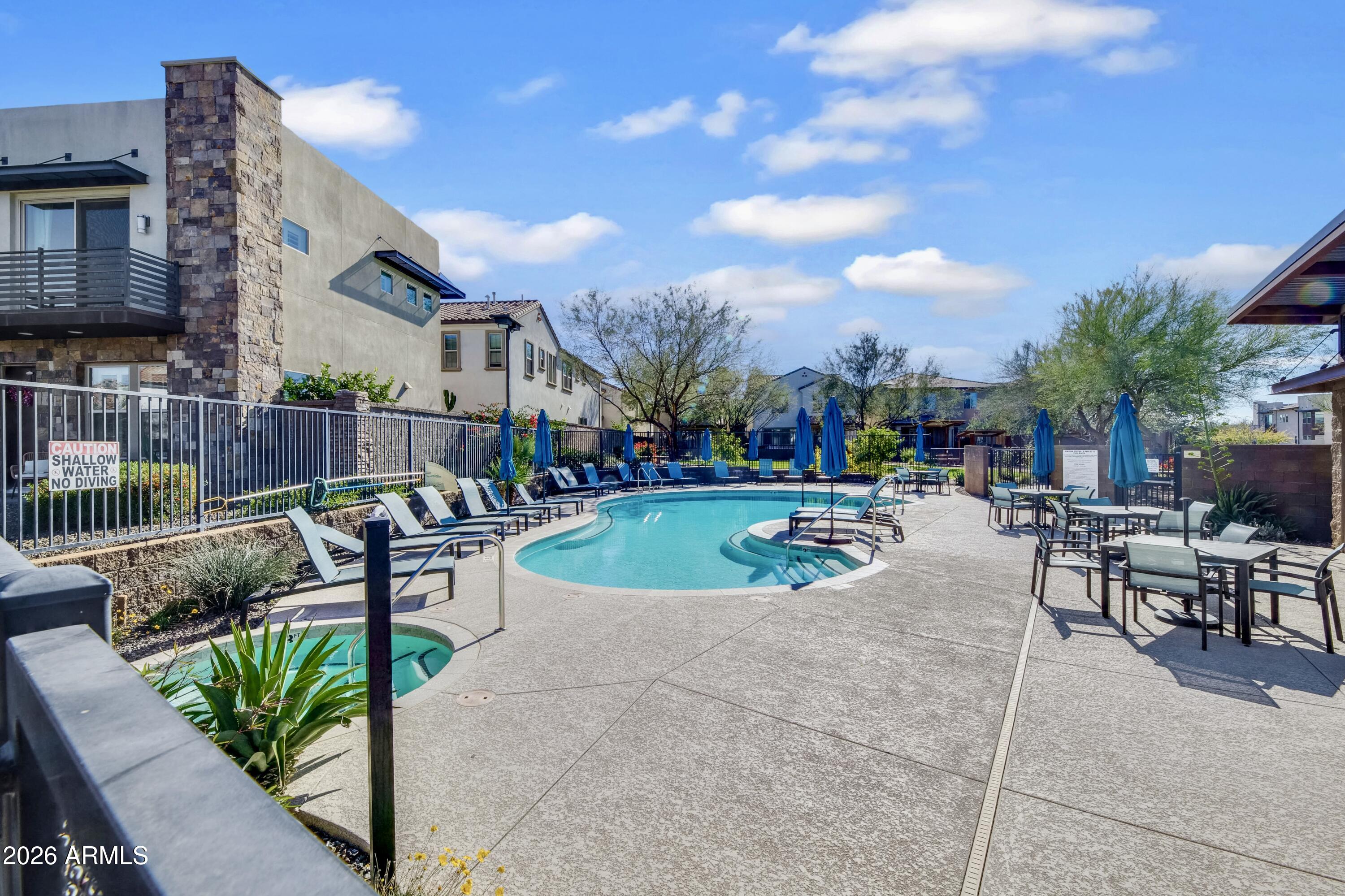 2379 W Whisper Rock Trail