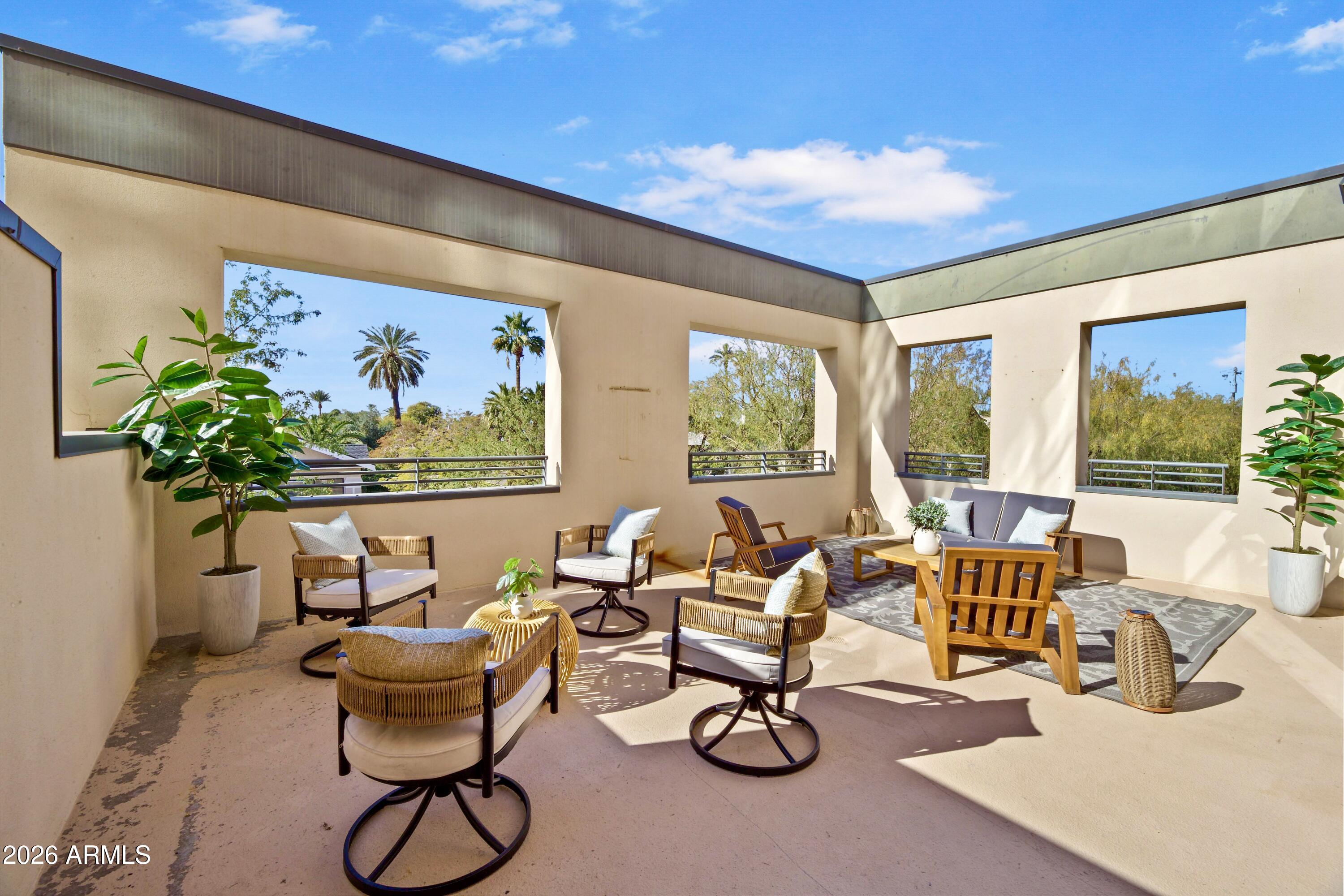 1326 N Central Avenue 210