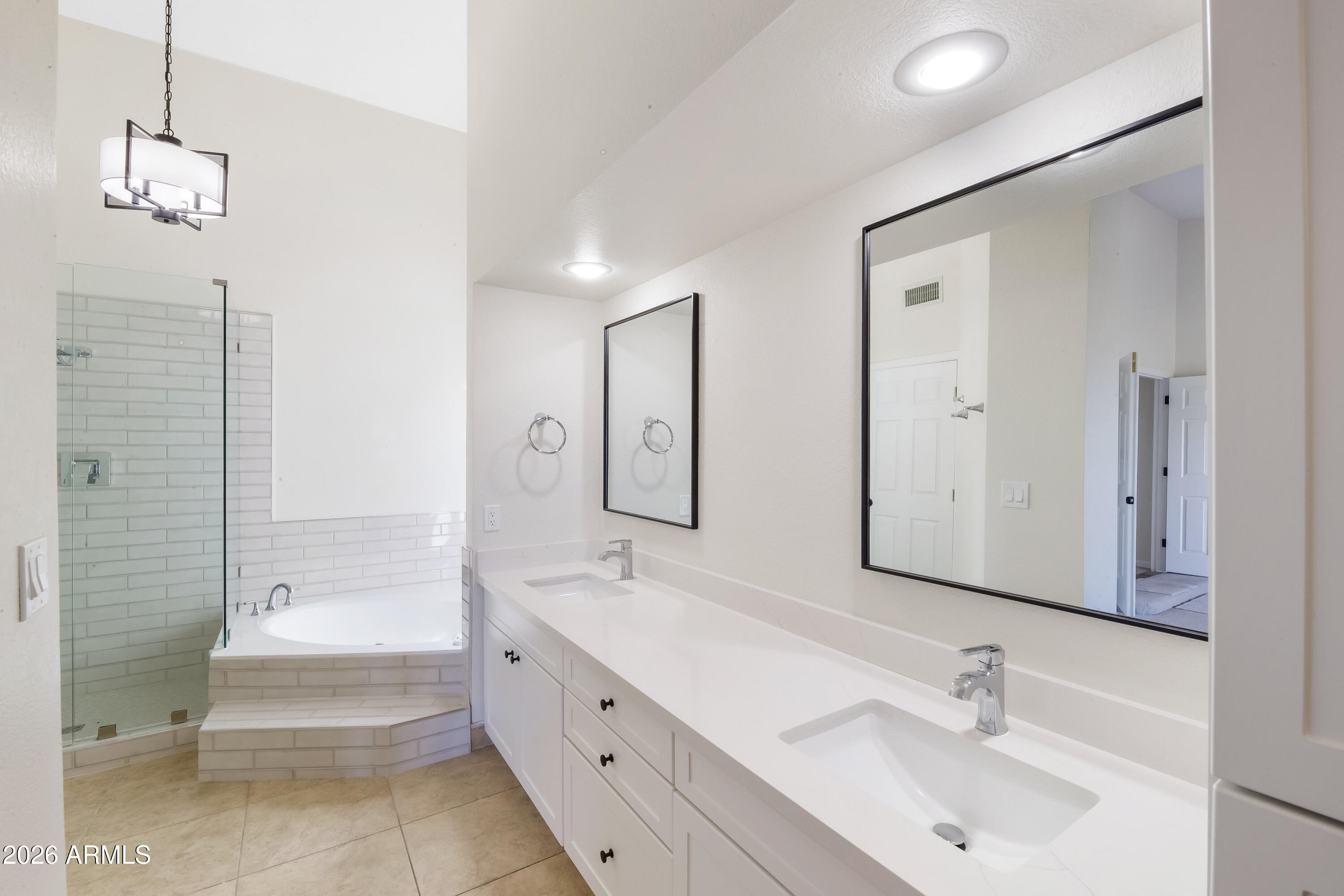 15746 E Cholla Drive