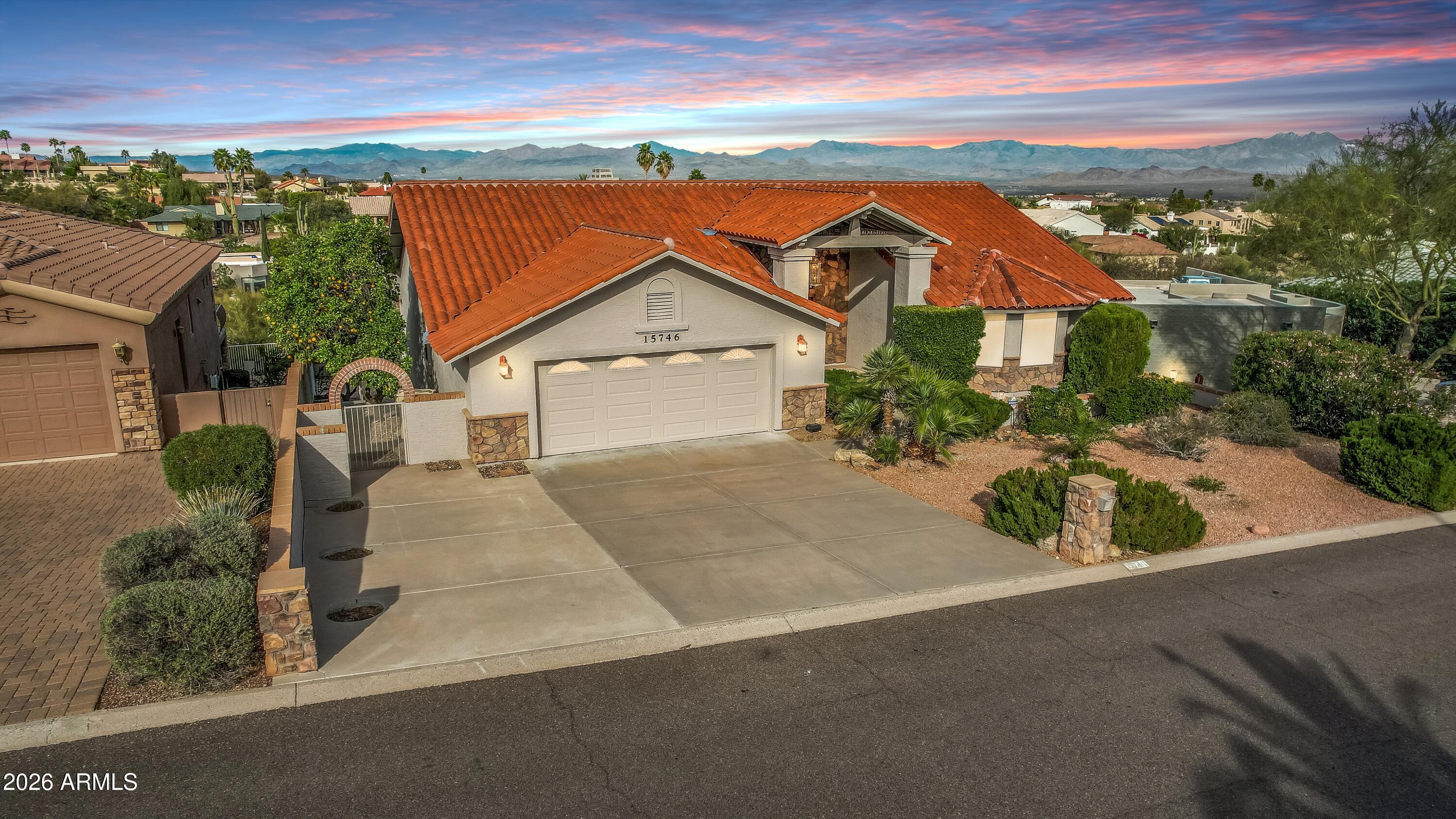 15746 E Cholla Drive