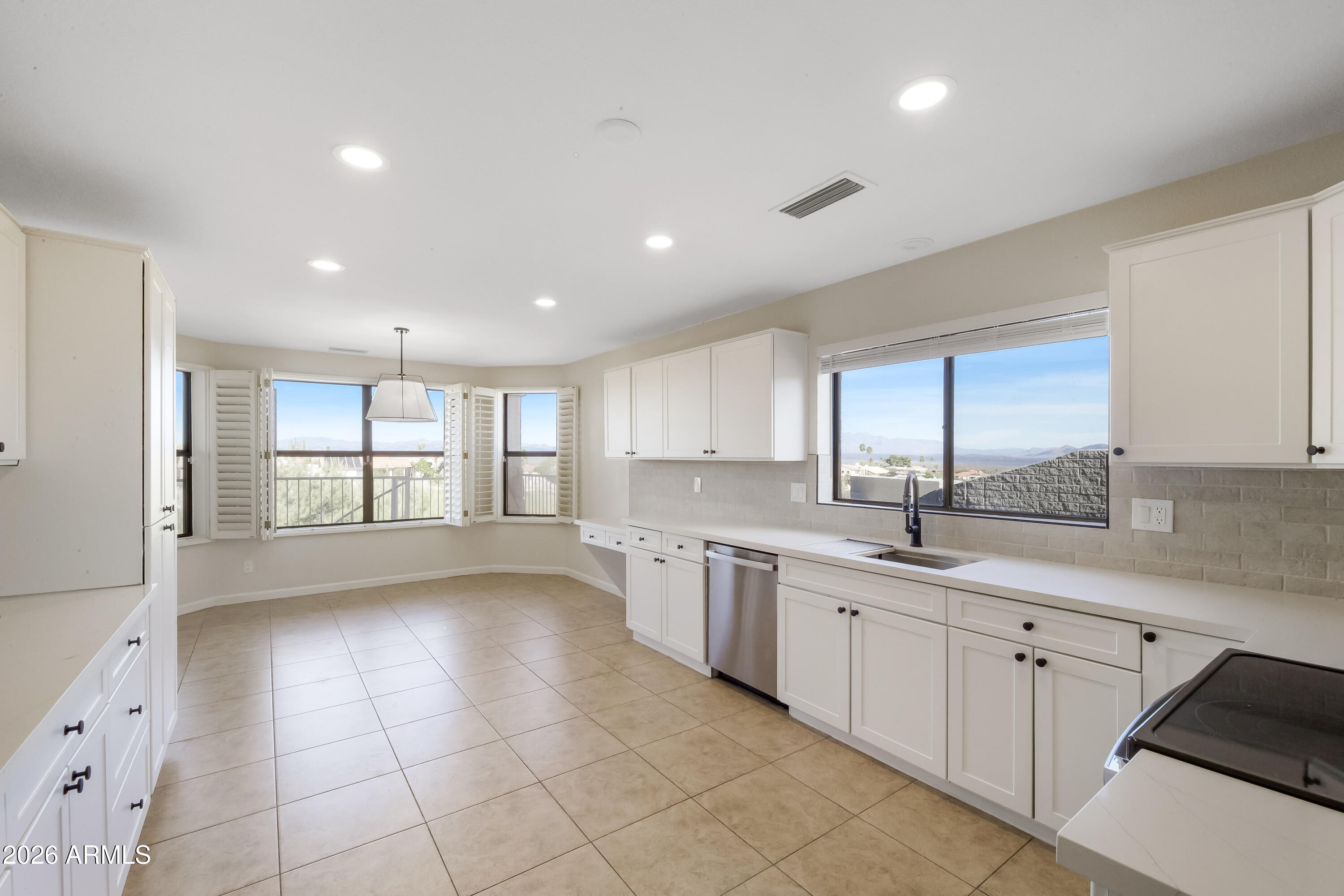 15746 E Cholla Drive