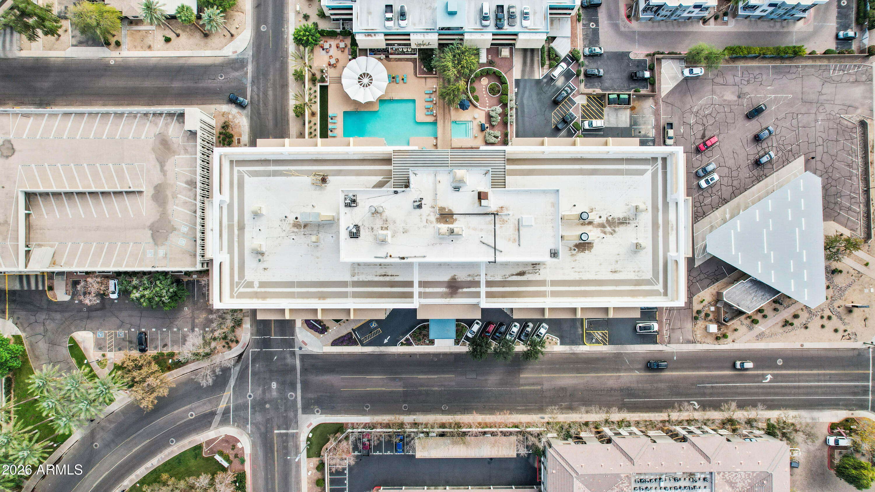 207 W Clarendon Avenue A12