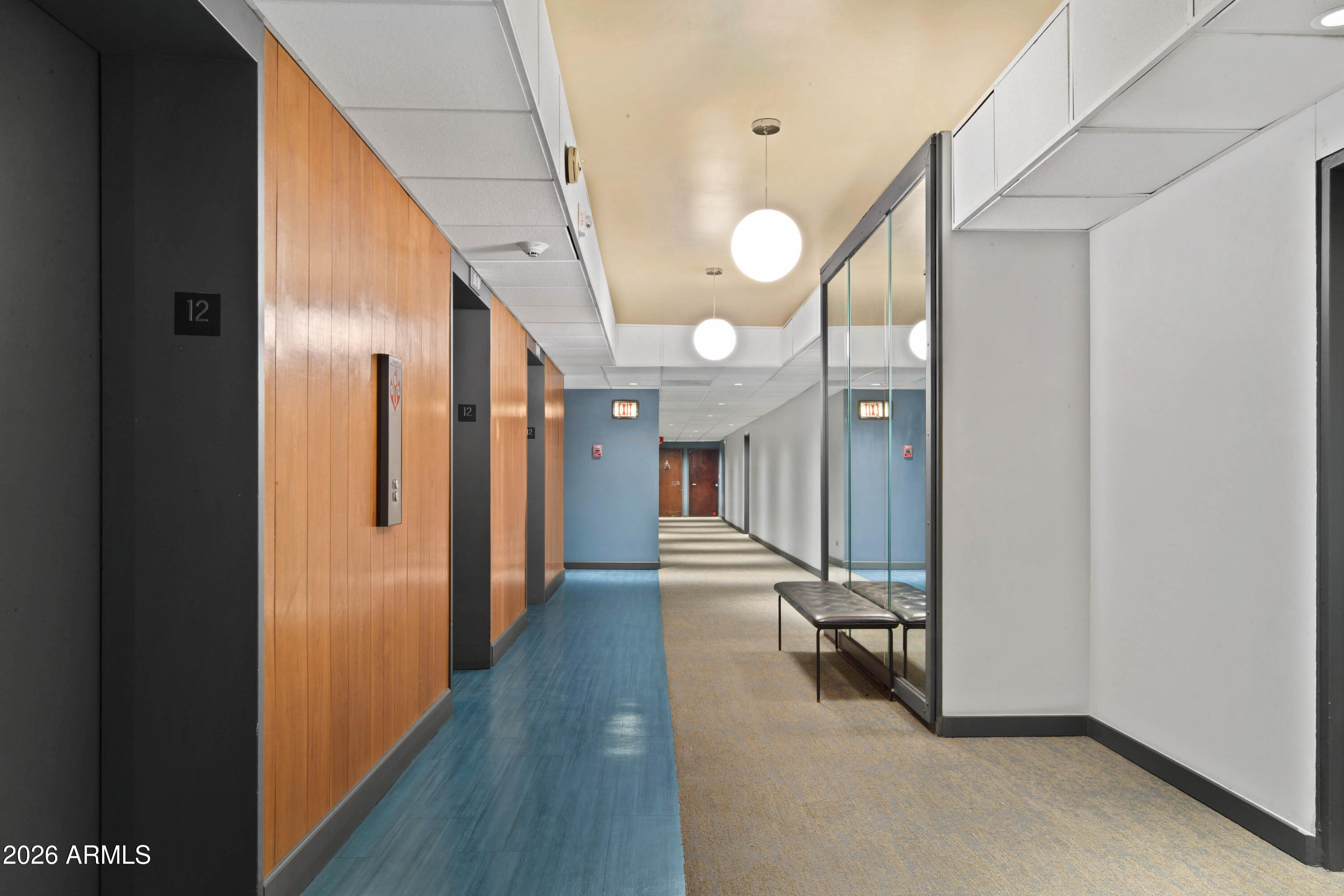 207 W Clarendon Avenue A12