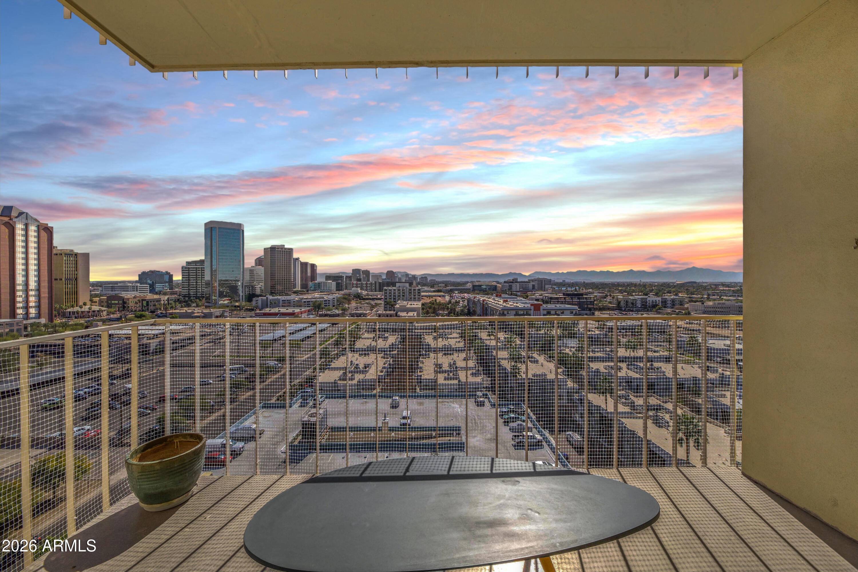 207 W Clarendon Avenue A12