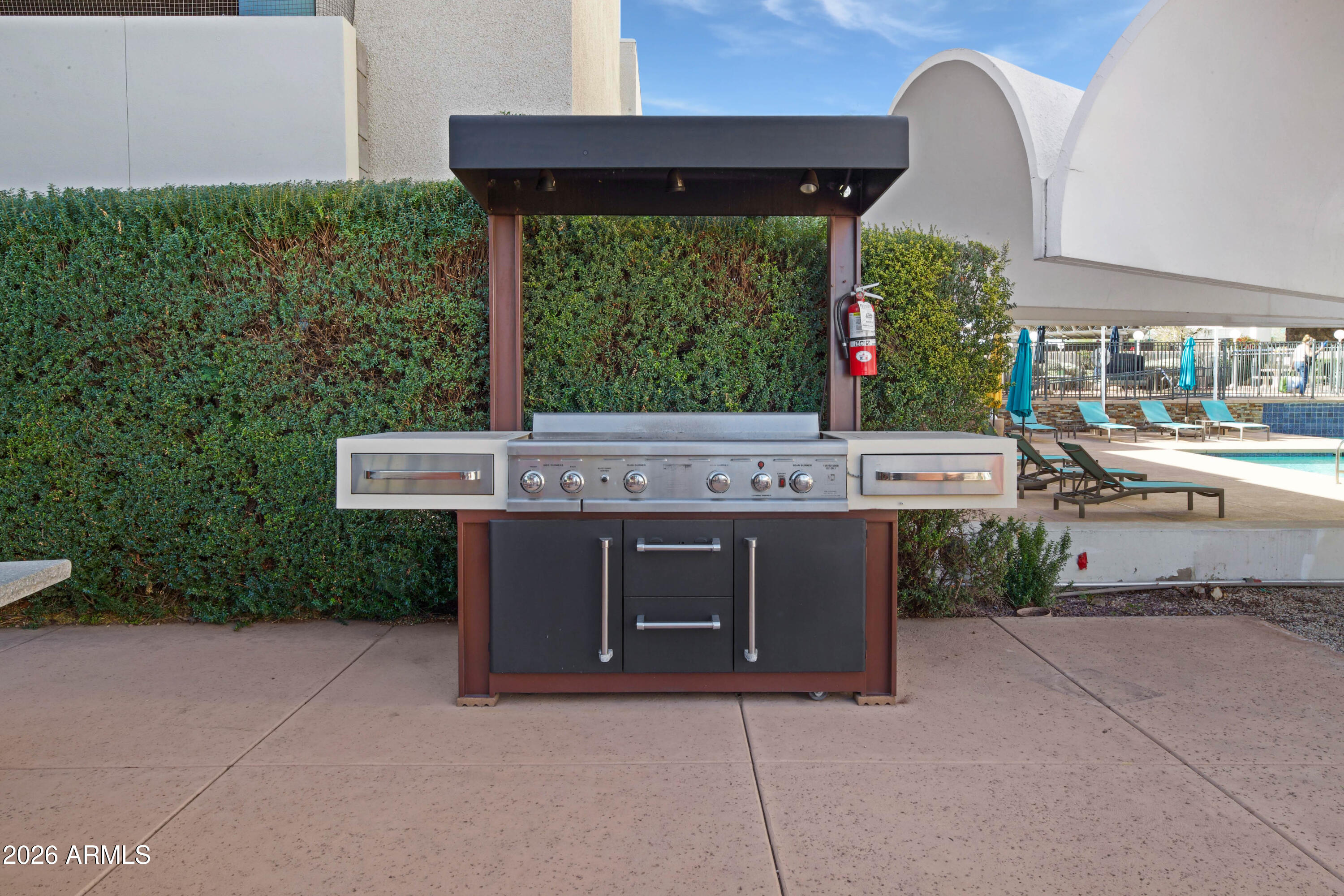 207 W Clarendon Avenue A12