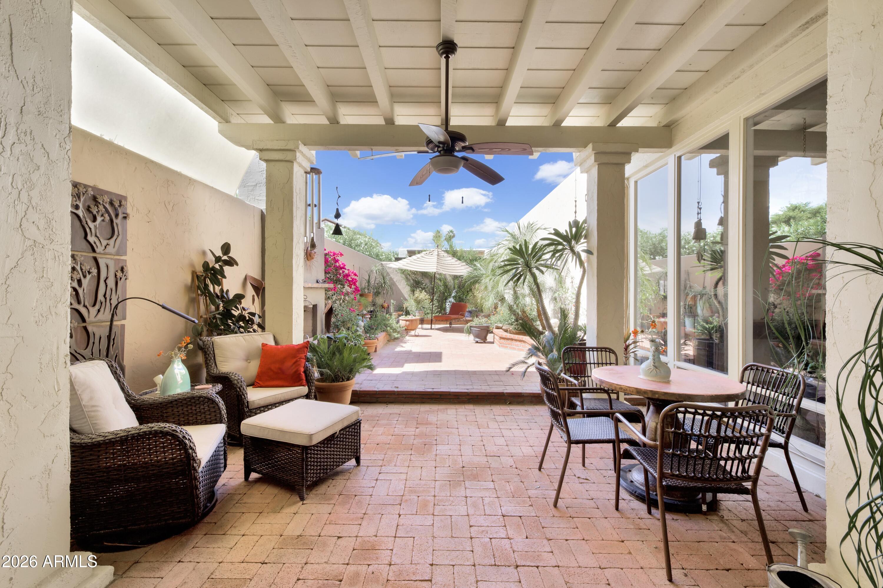 5332 N Questa Tierra Drive