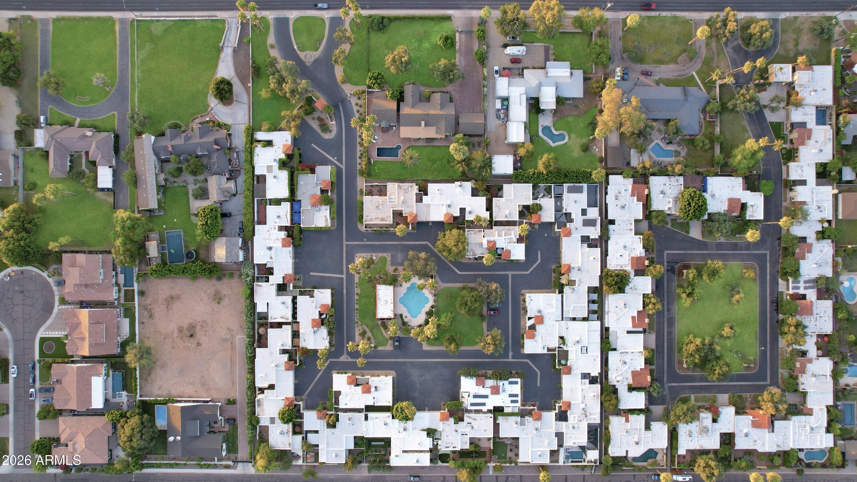 5332 N Questa Tierra Drive
