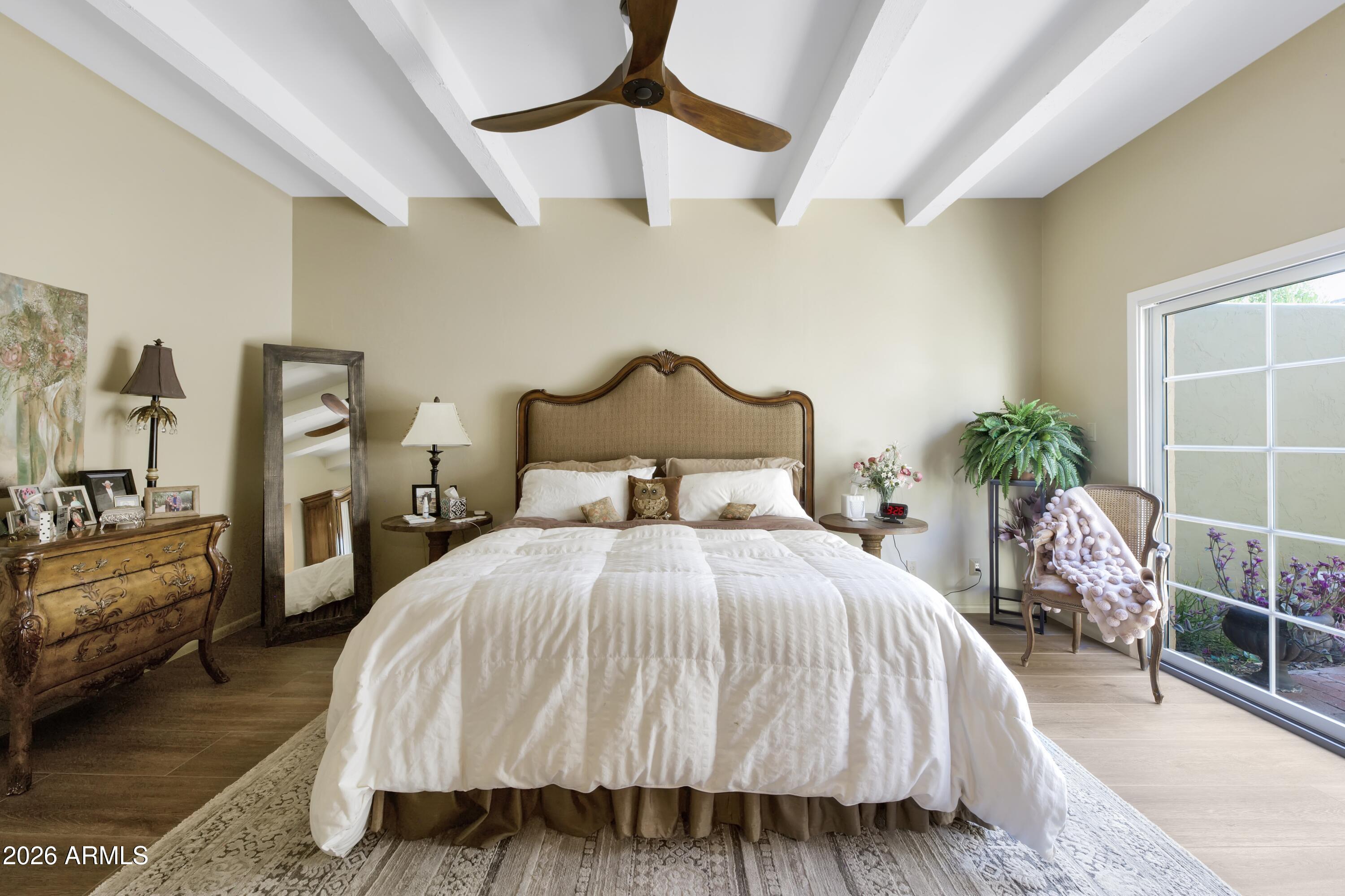 5332 N Questa Tierra Drive