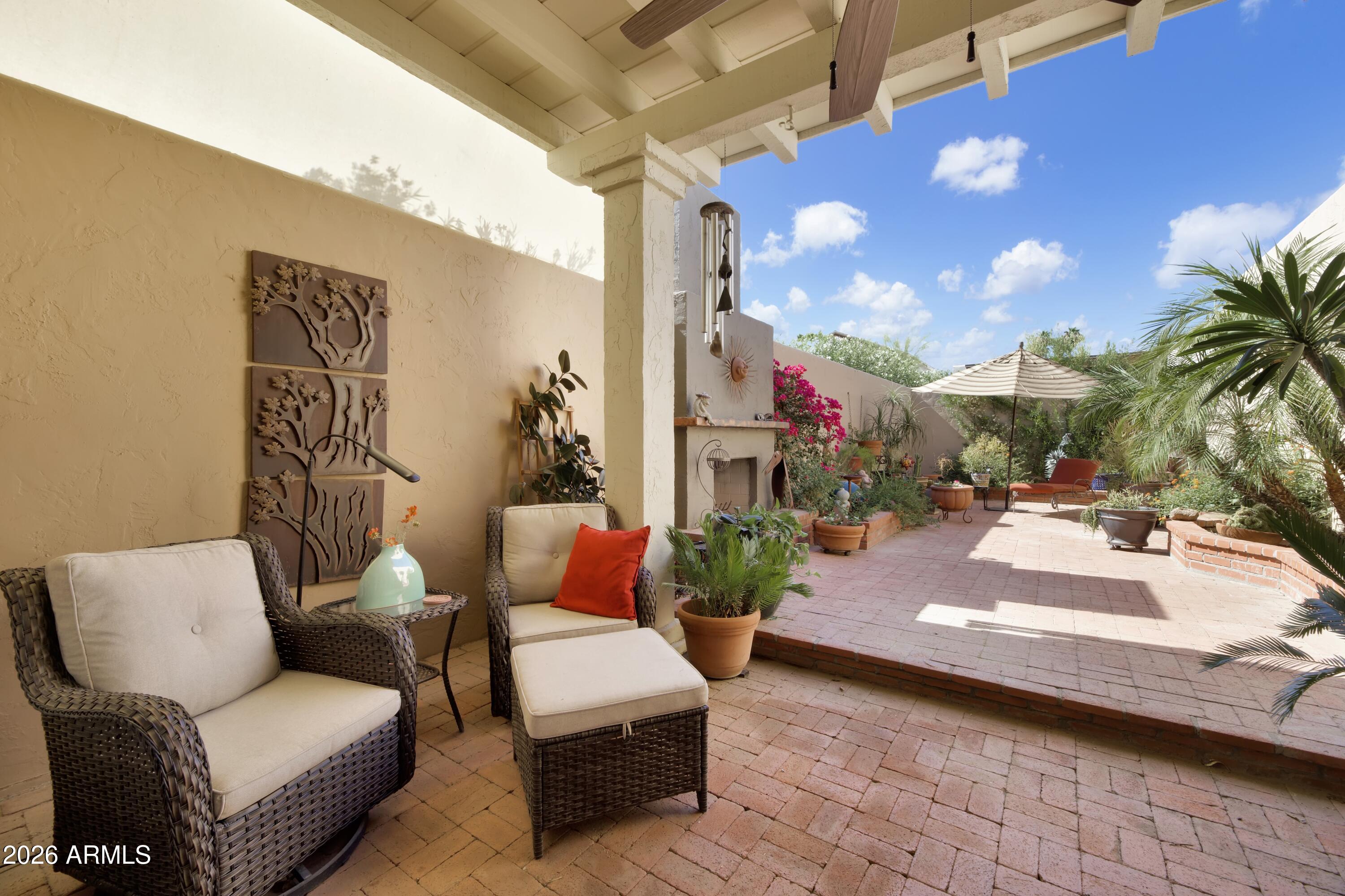 5332 N Questa Tierra Drive