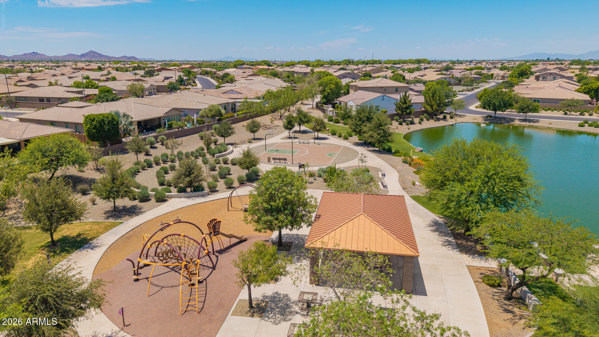 3706 E LODGEPOLE Drive