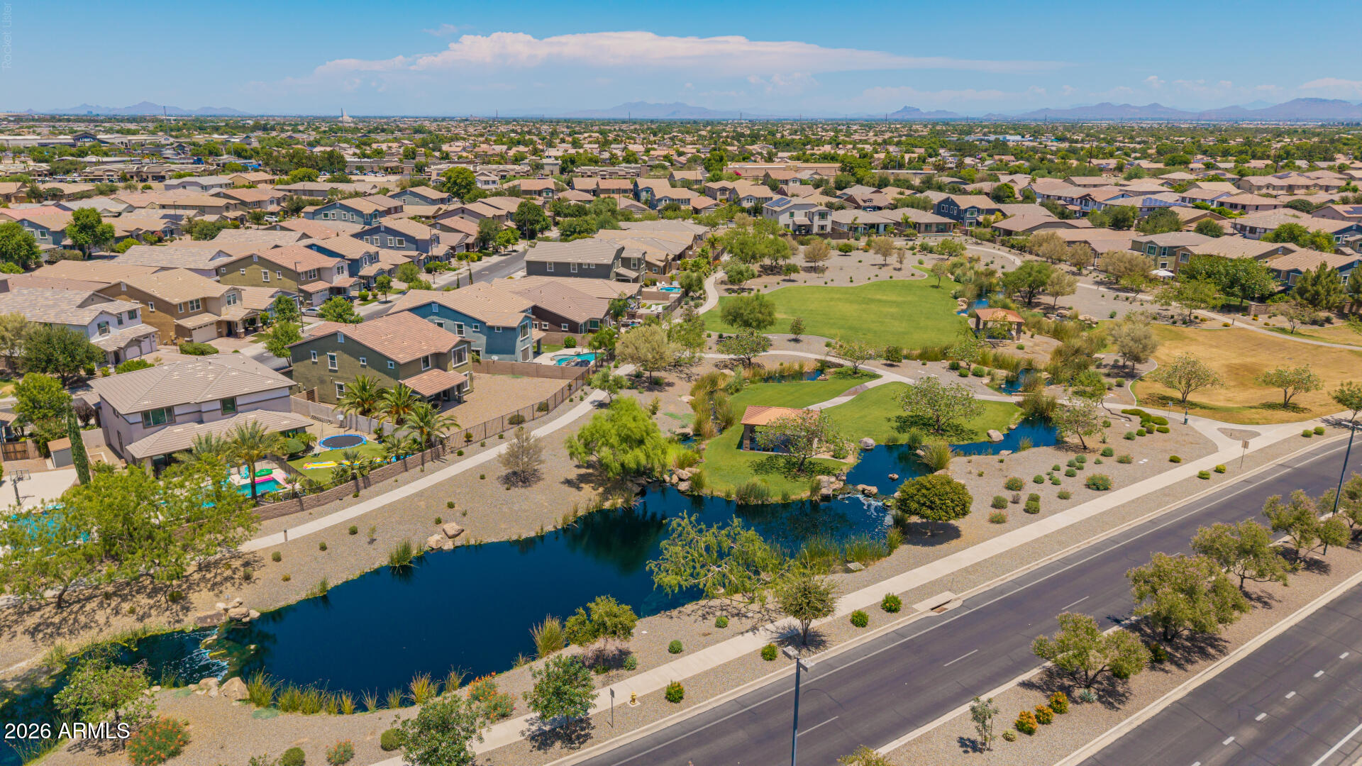 3706 E LODGEPOLE Drive