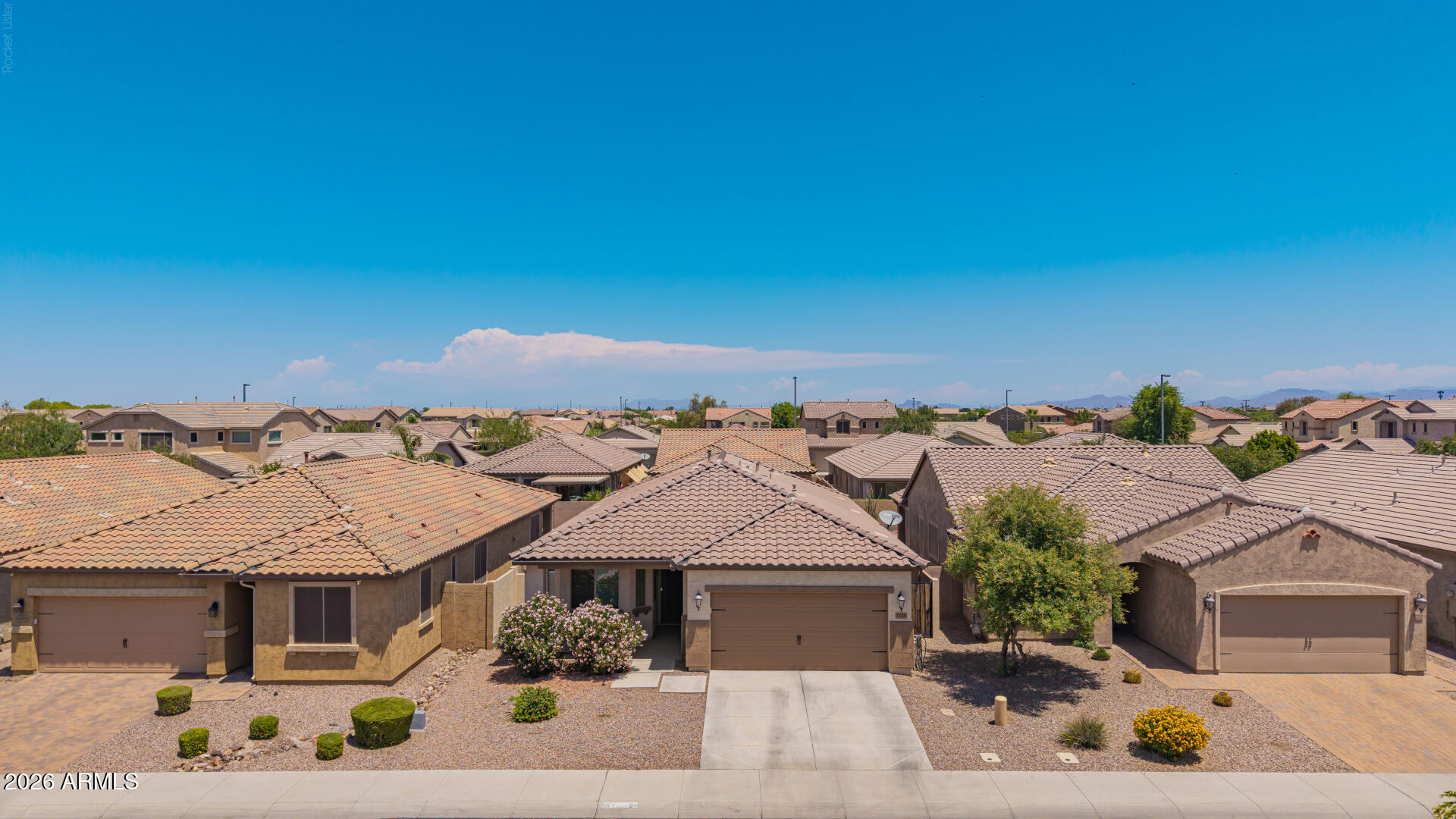 3706 E LODGEPOLE Drive