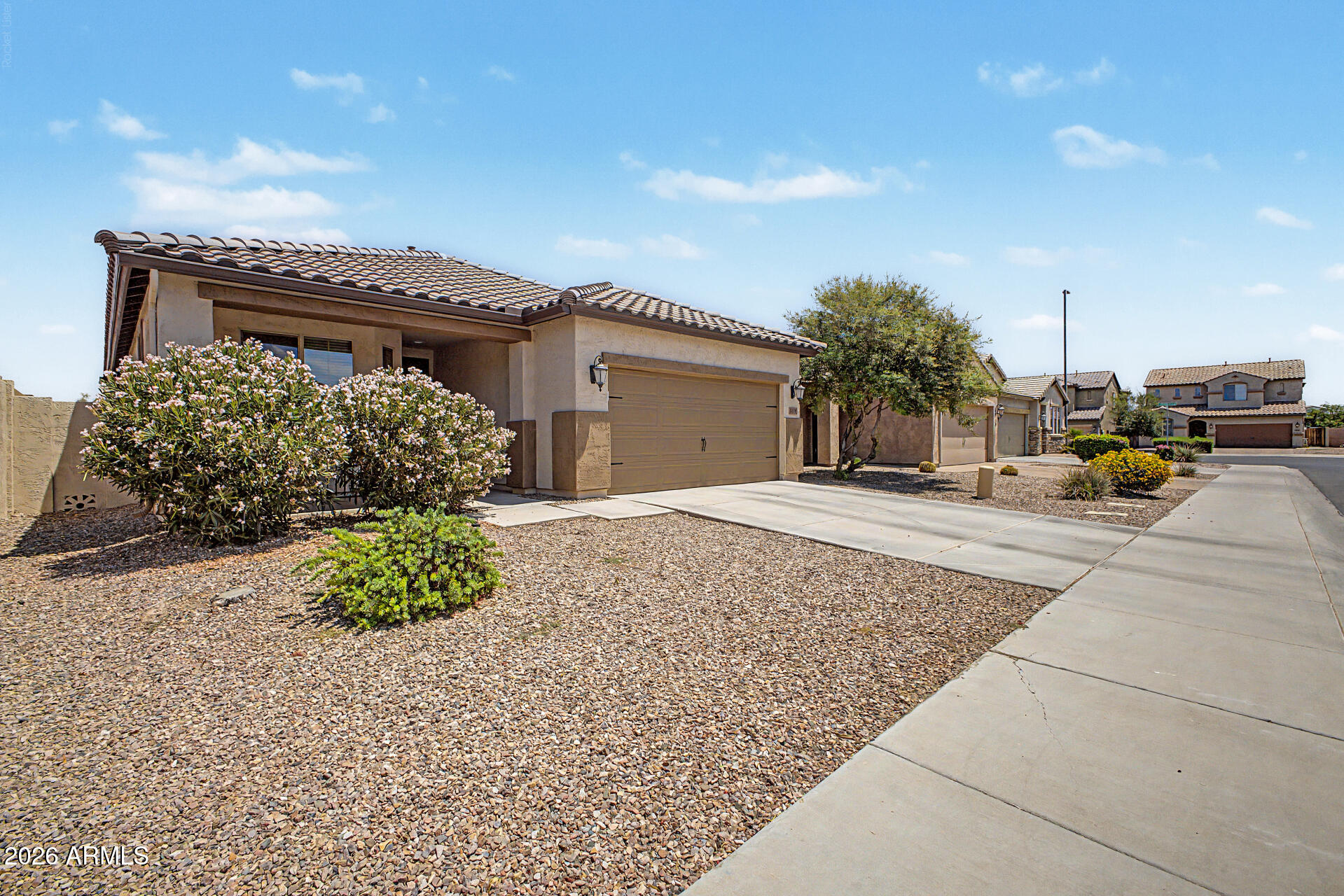 3706 E LODGEPOLE Drive