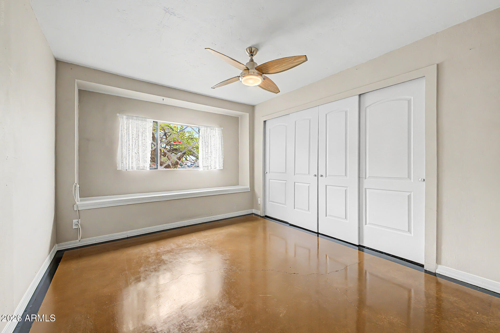 2505 N 85TH Place