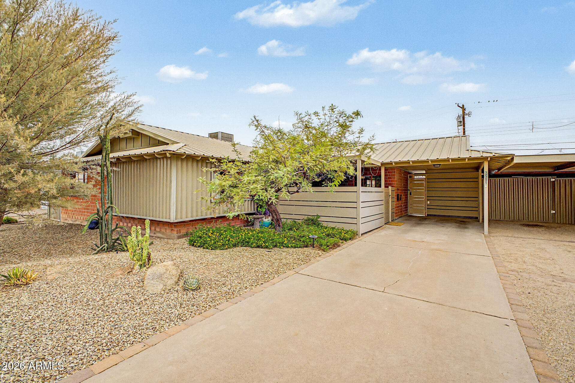 2505 N 85TH Place