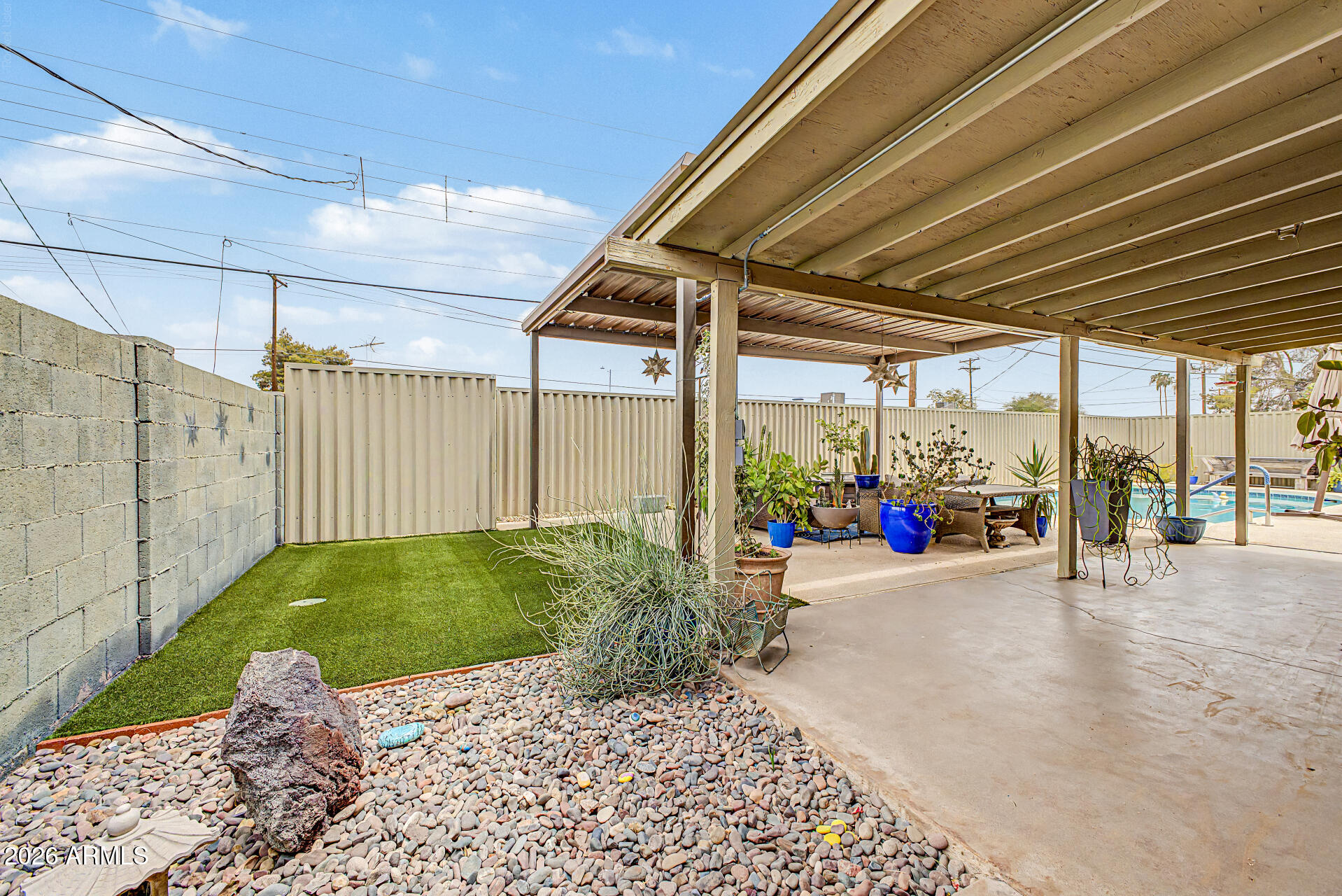 2505 N 85TH Place