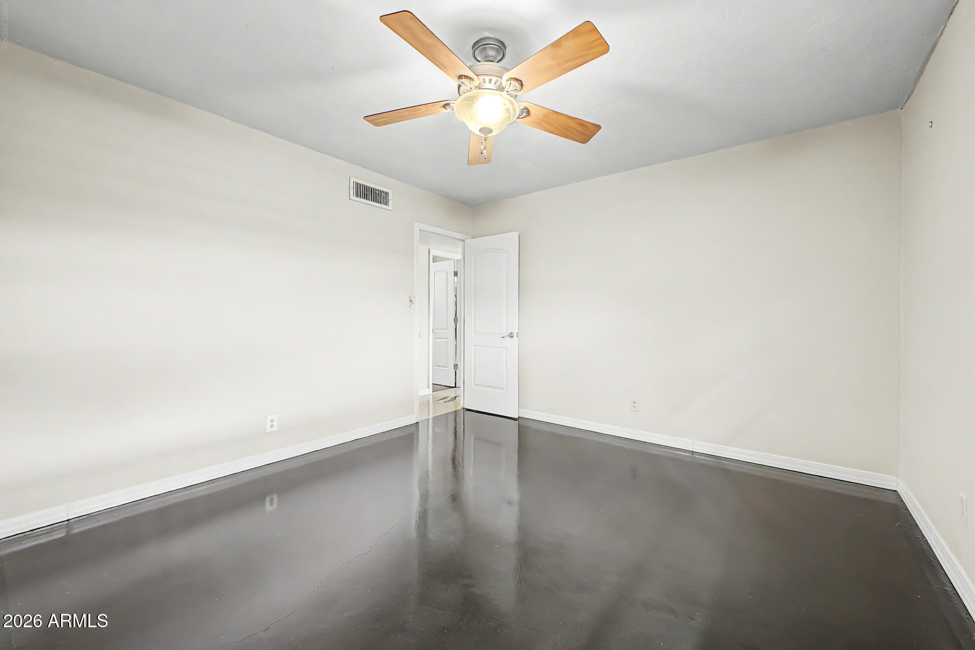 2505 N 85TH Place