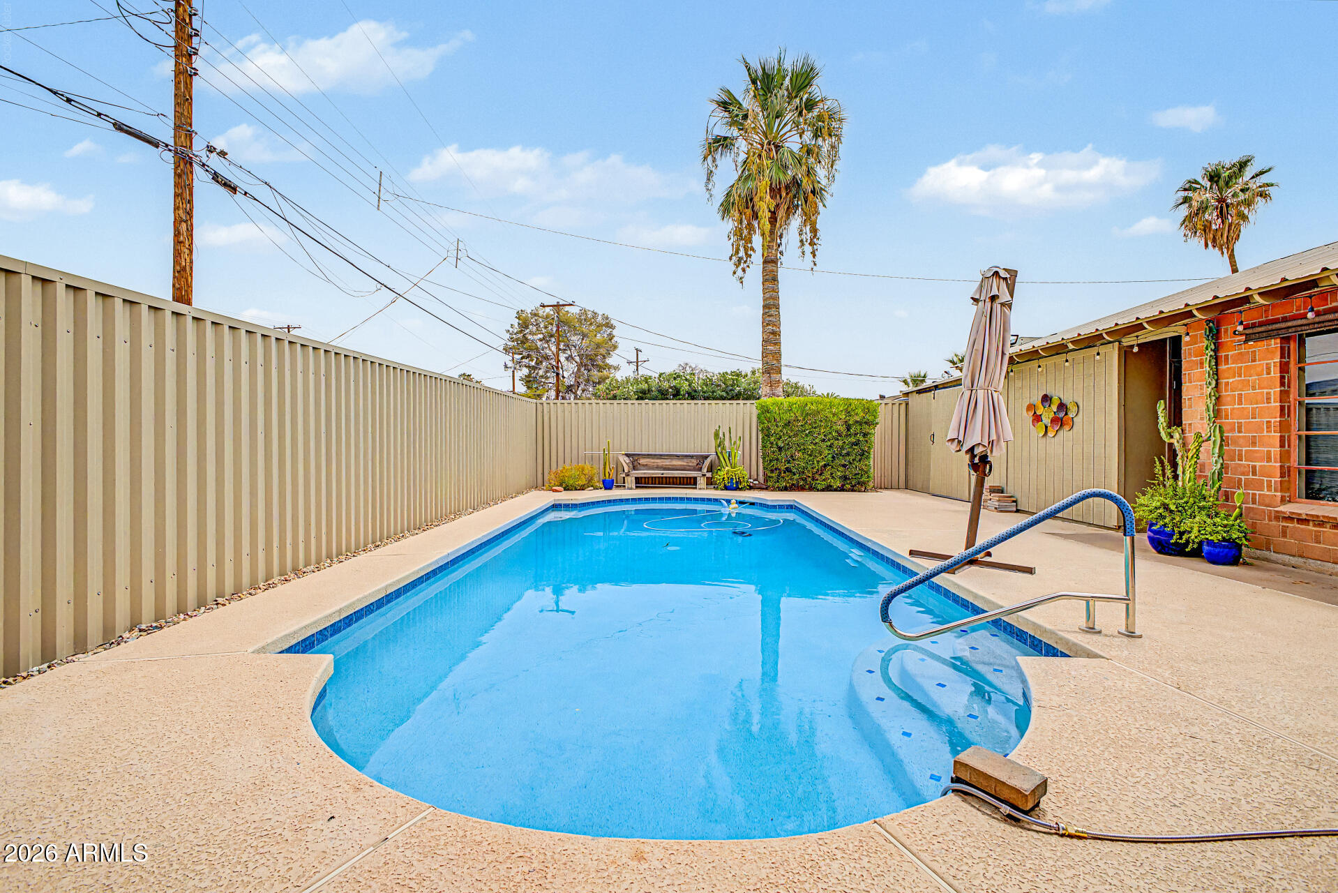 2505 N 85TH Place