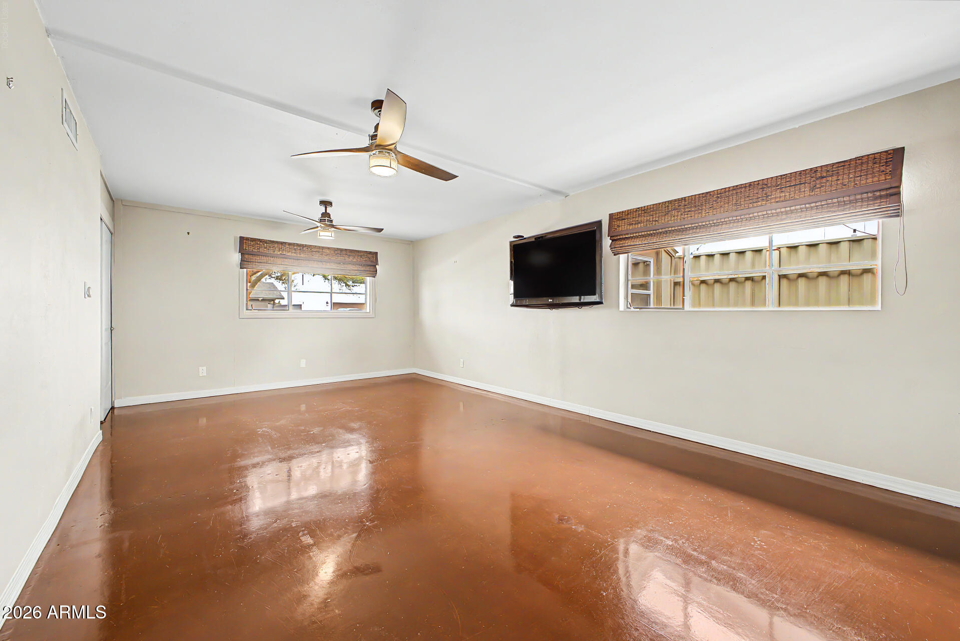 2505 N 85TH Place