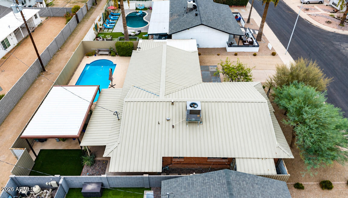 2505 N 85TH Place