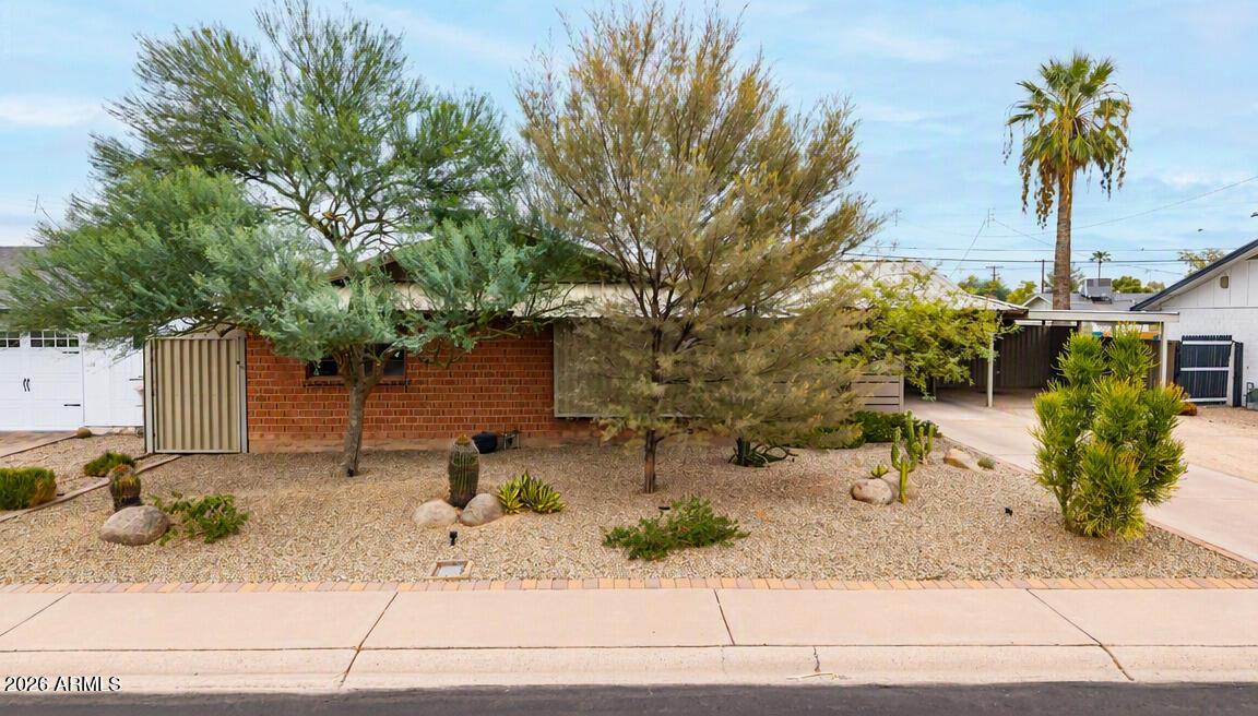 2505 N 85TH Place