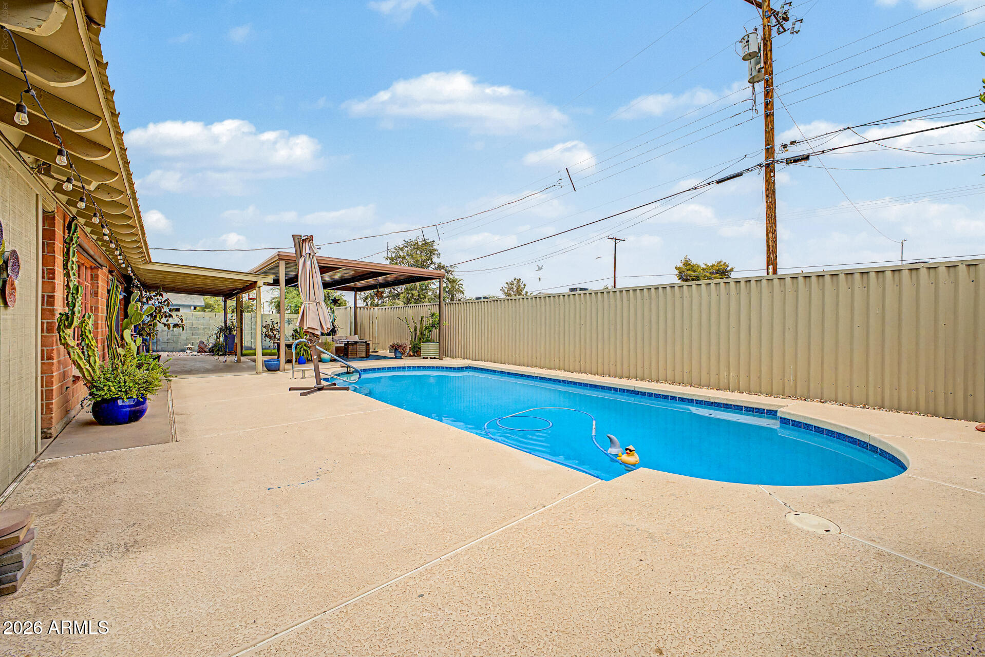 2505 N 85TH Place