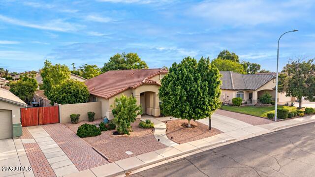 2093 E NATHAN Way