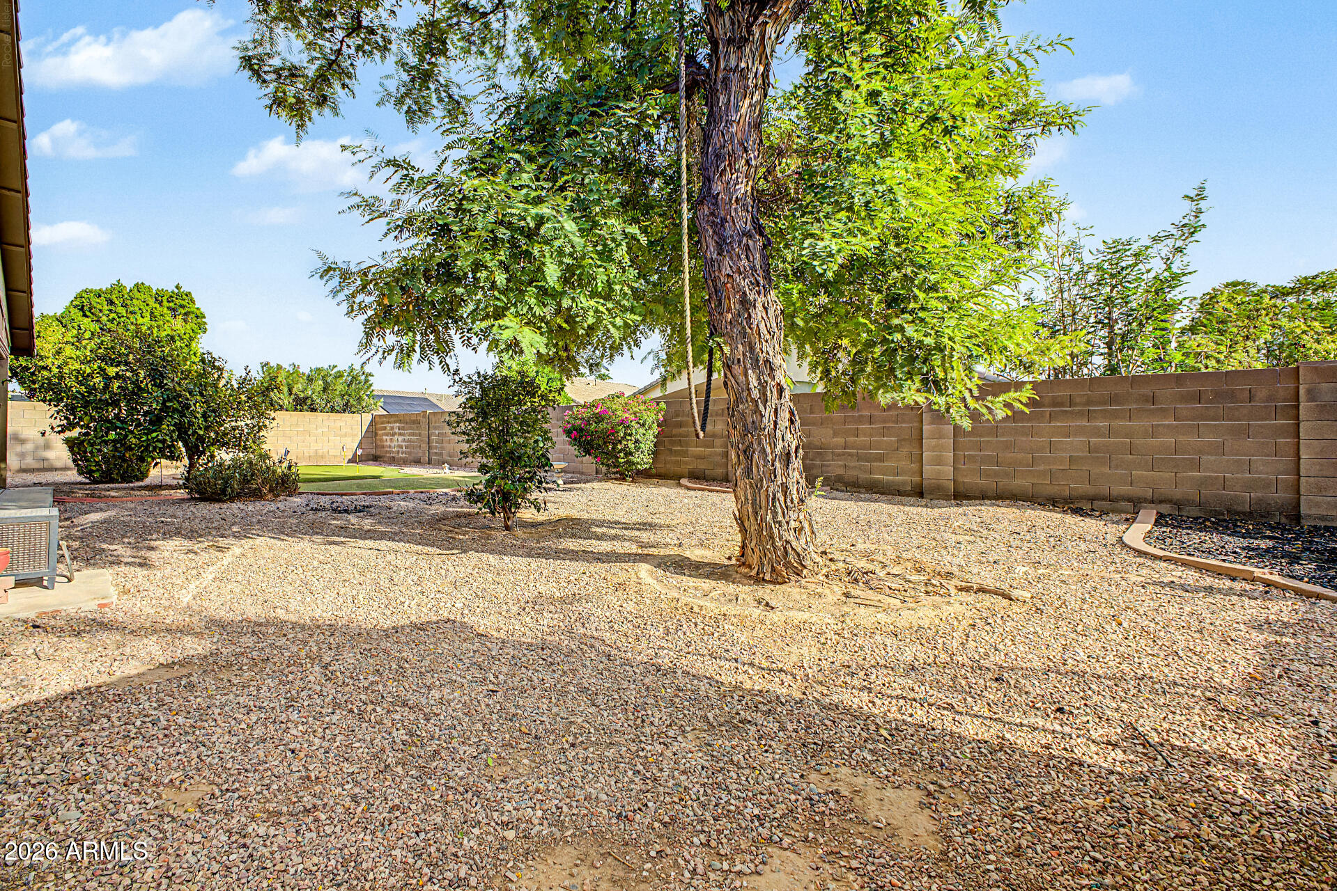 2093 E NATHAN Way