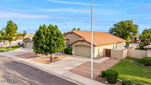 2093 E NATHAN Way