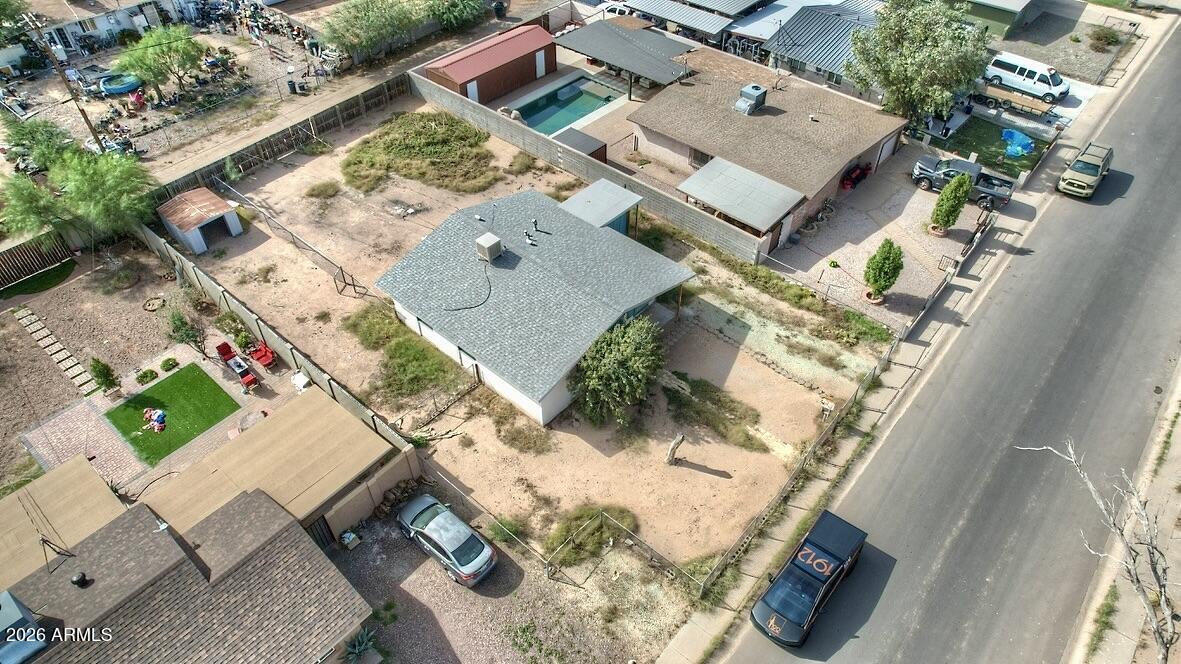 1119 E Bisnaga Street