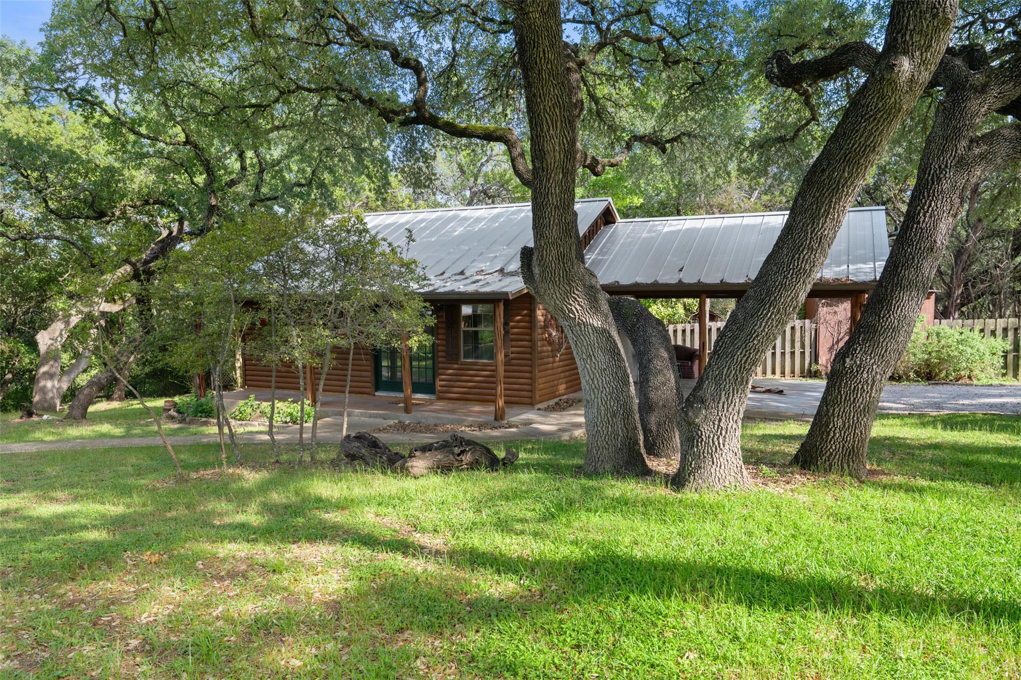 301 Wilson Creek CIR